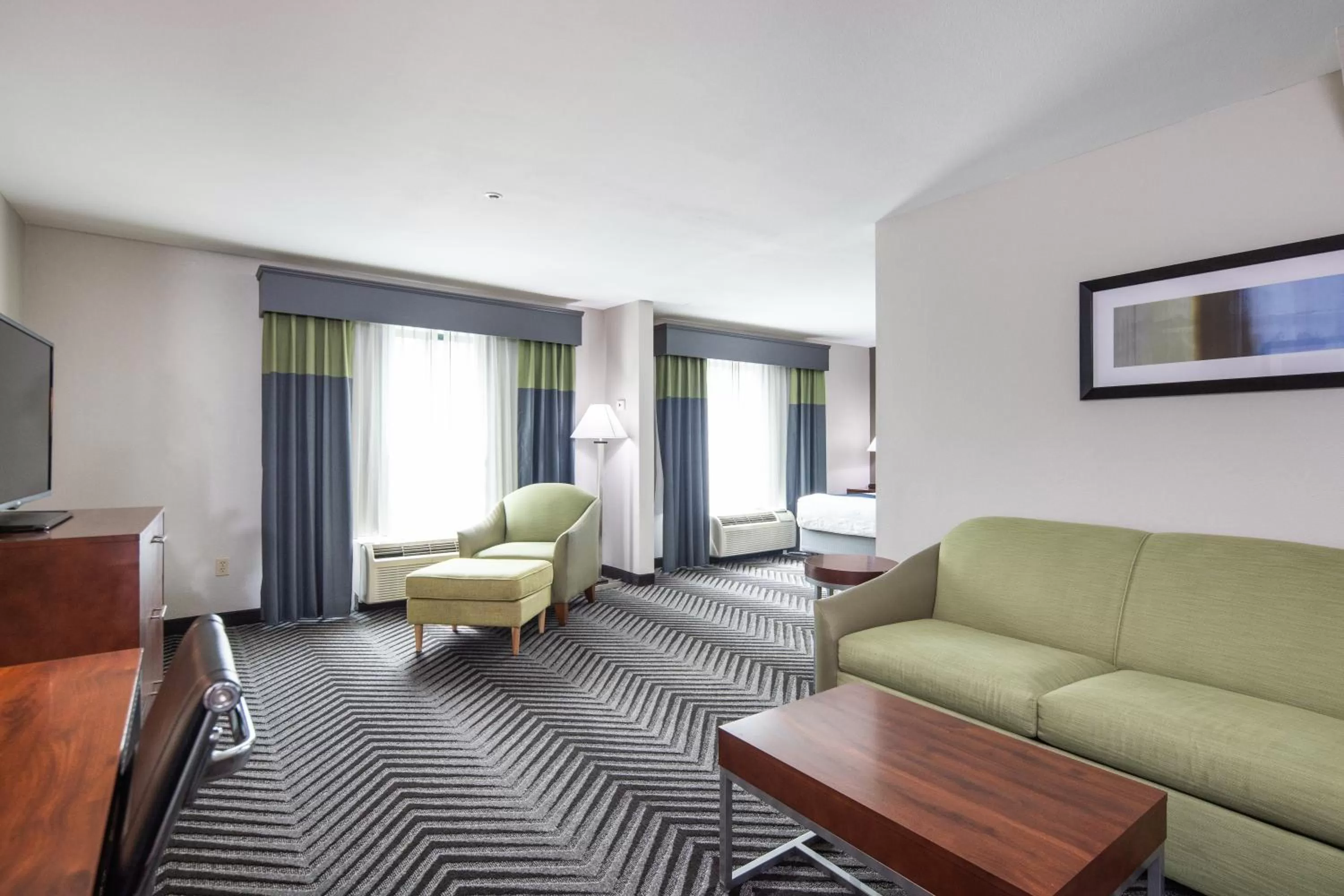 Bedroom, Bed in Best Western Inn & Suites San Mateo - San Francisco Airport