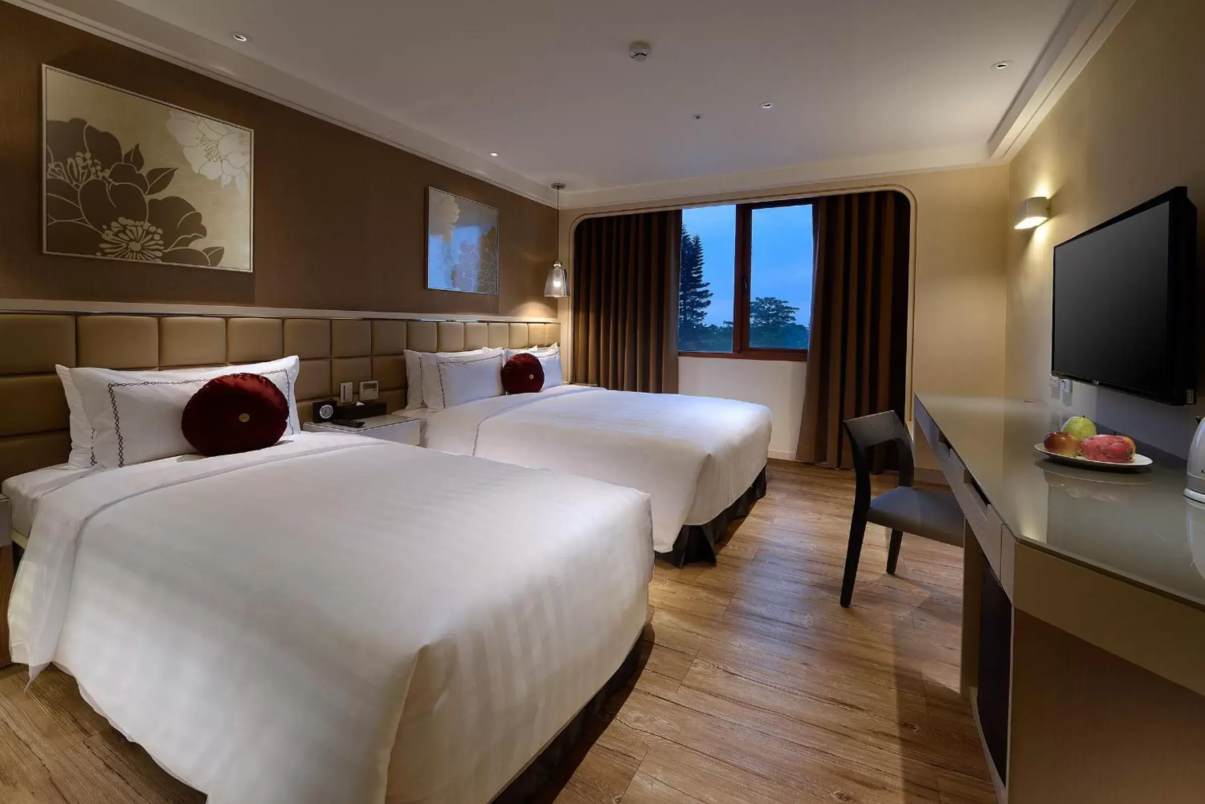 Triple Room in Shiny Ocean Hotel