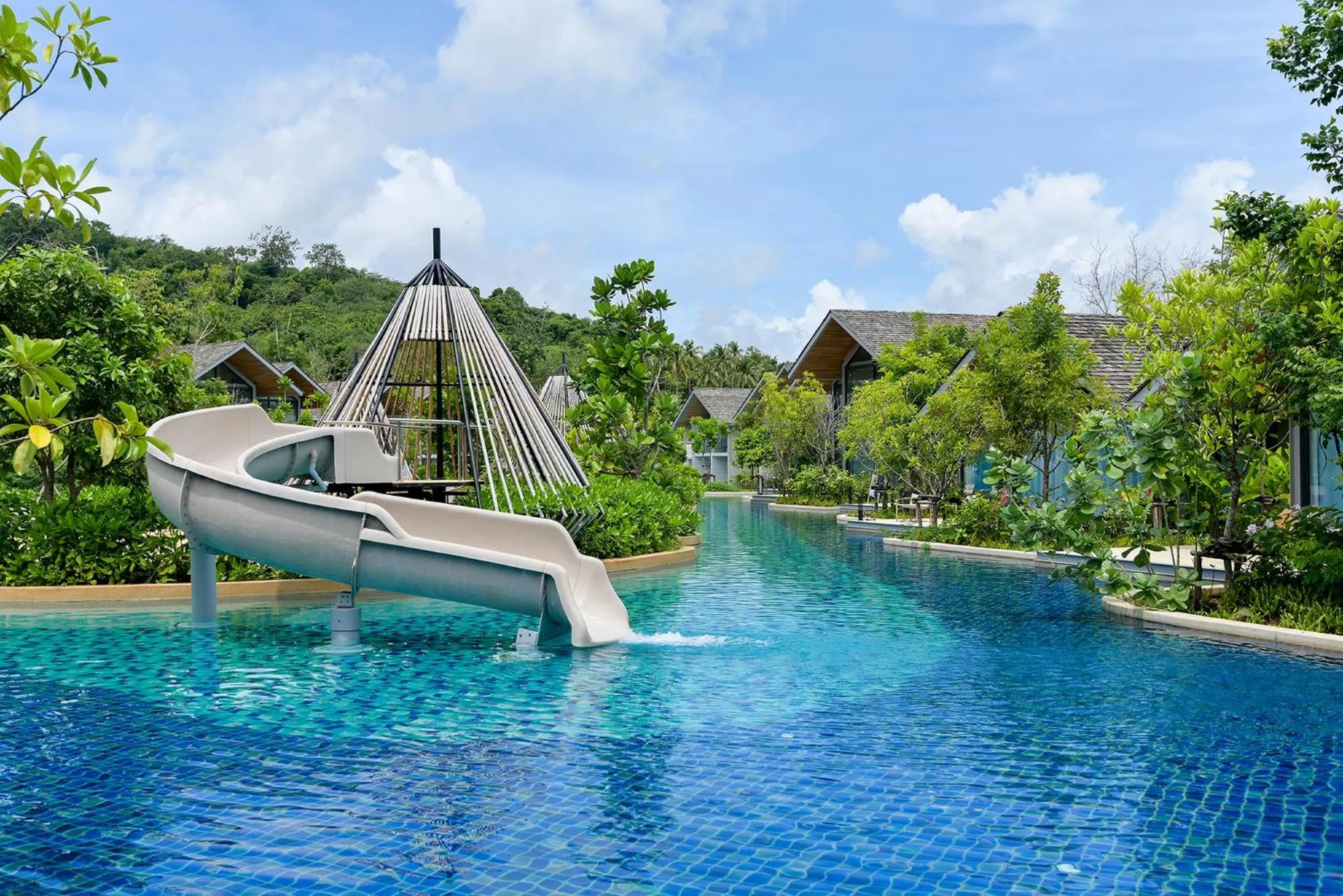 Swimming pool in Island Escape Burasari