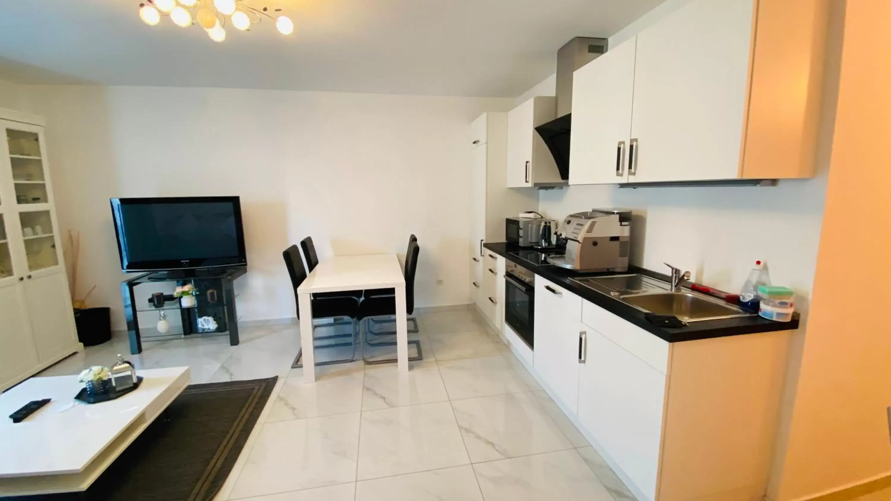 Moderne Wohnung im Rhein-Main-Gebiet Moderne Wohnung im Rhein-Main-Gebiet