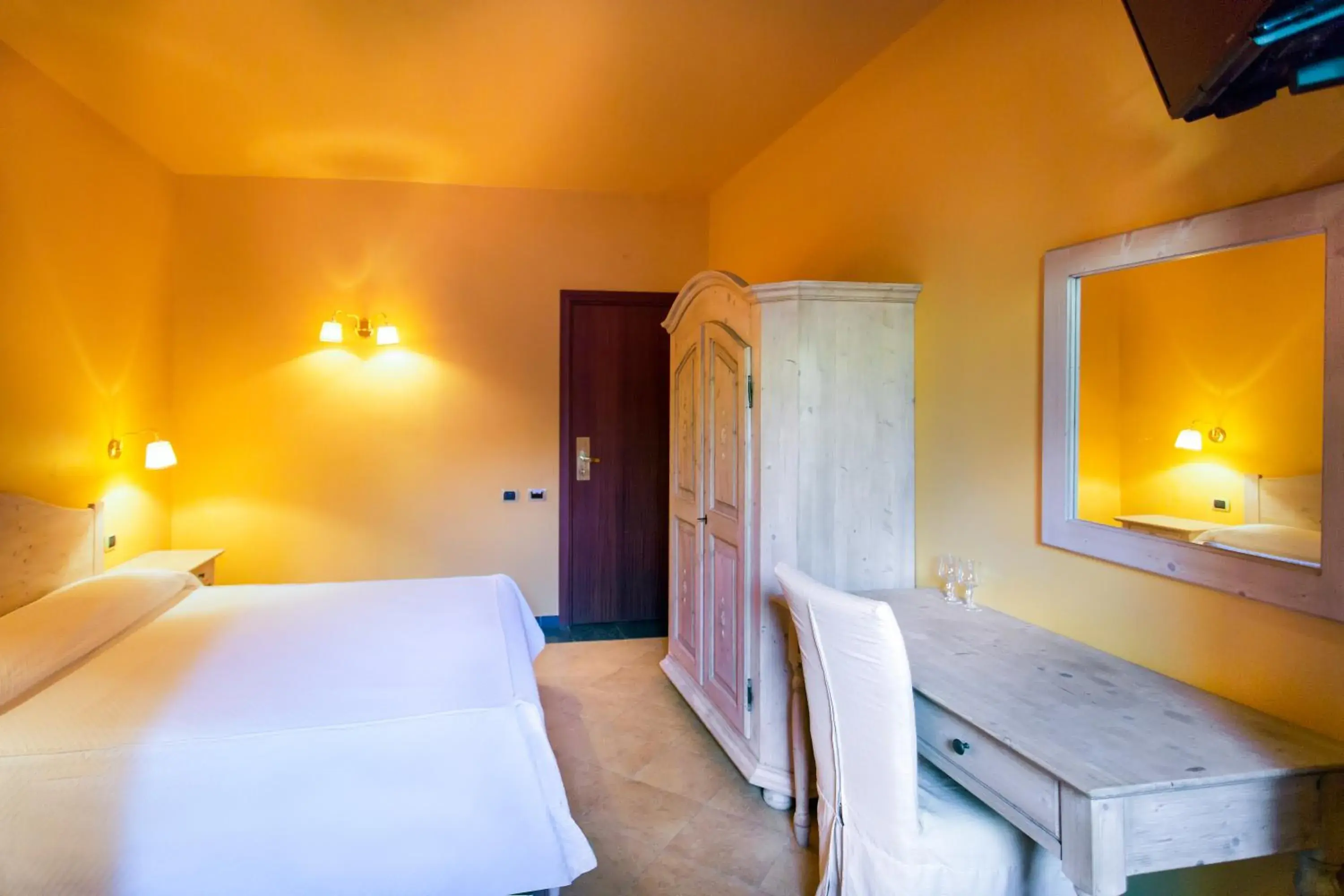 Bed in La Playa Blanca Hotel & Ristorante