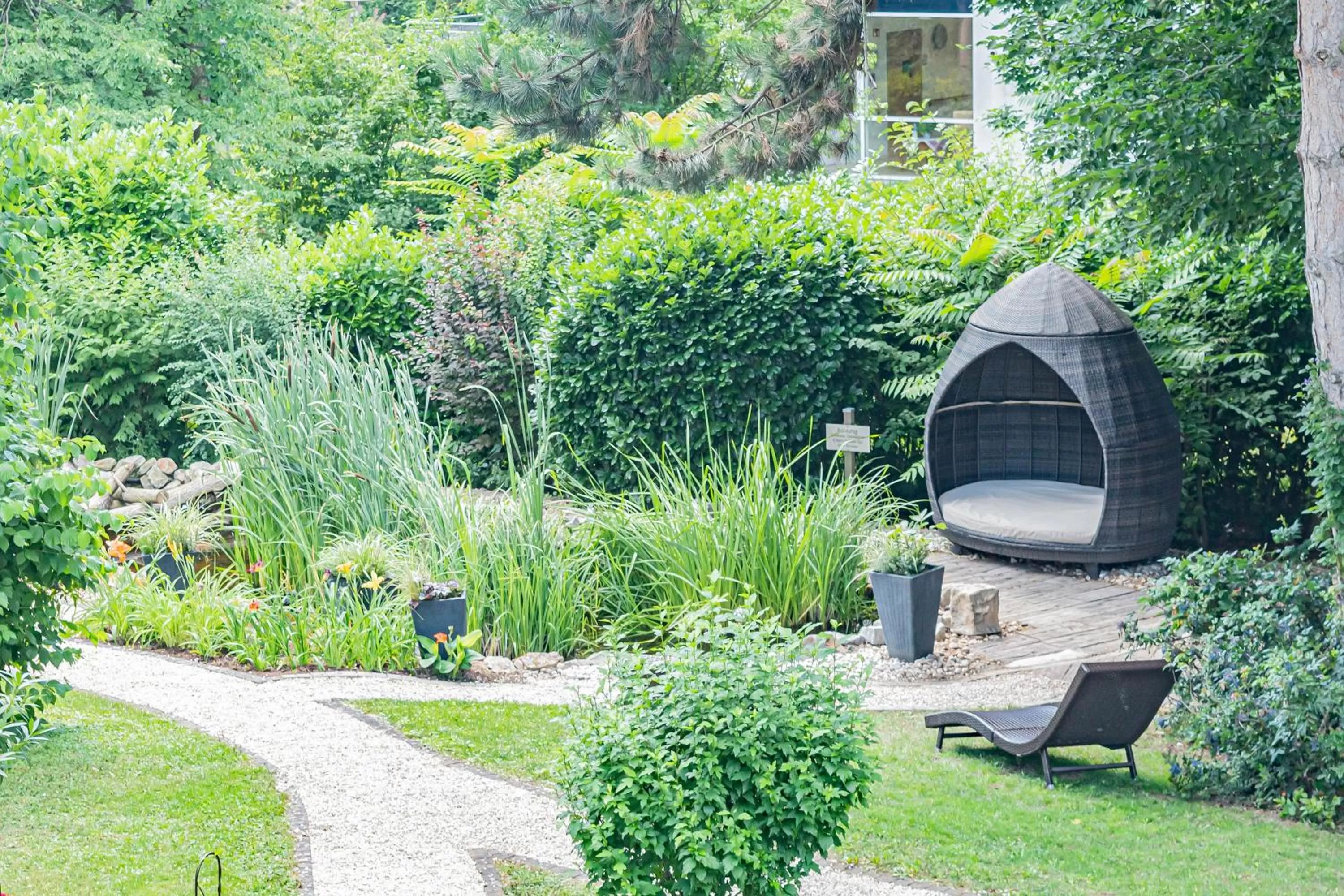 Garden in Parkhotel Sonnenberg
