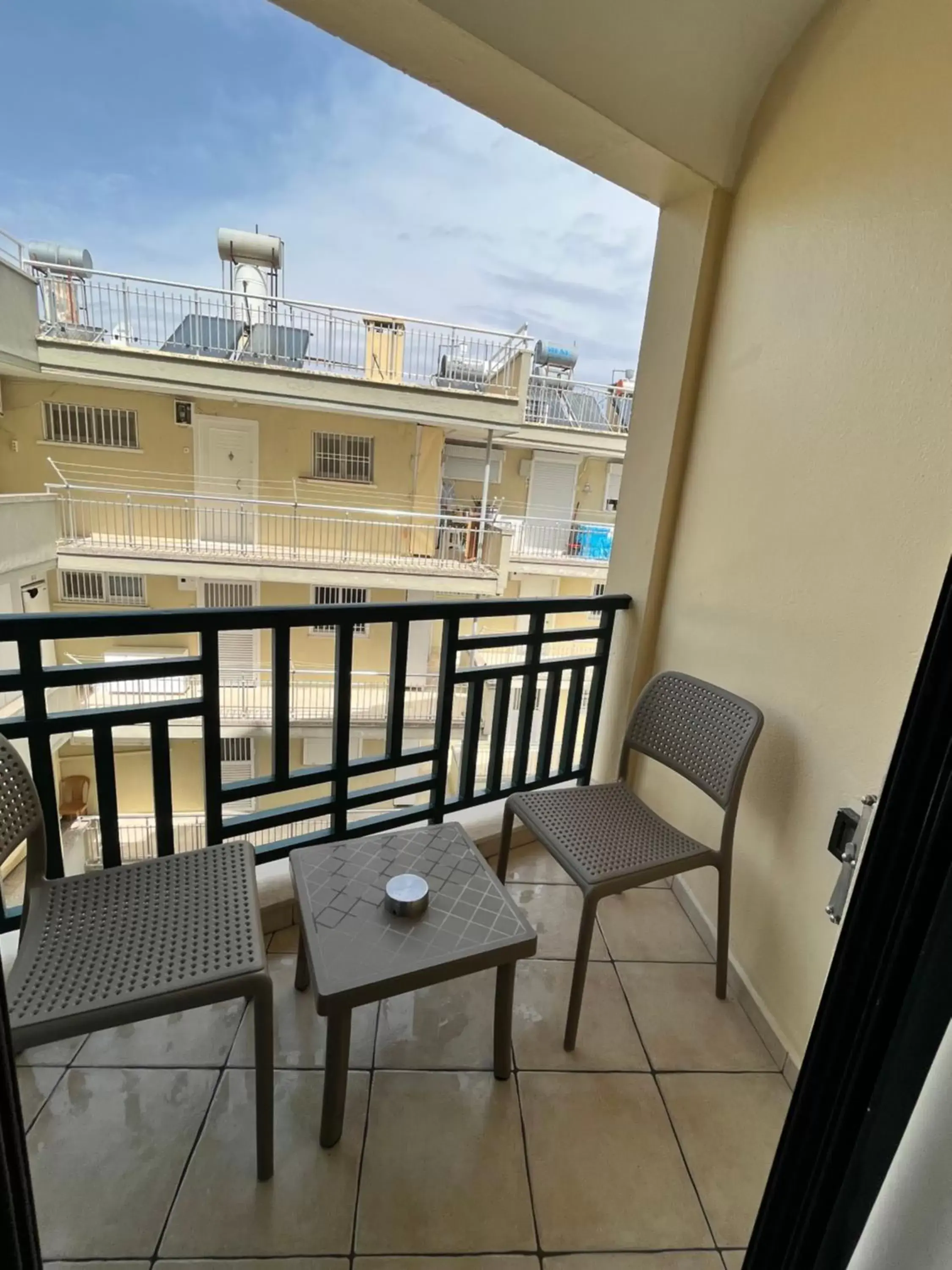 Balcony/Terrace in Golden Lotus Hotel