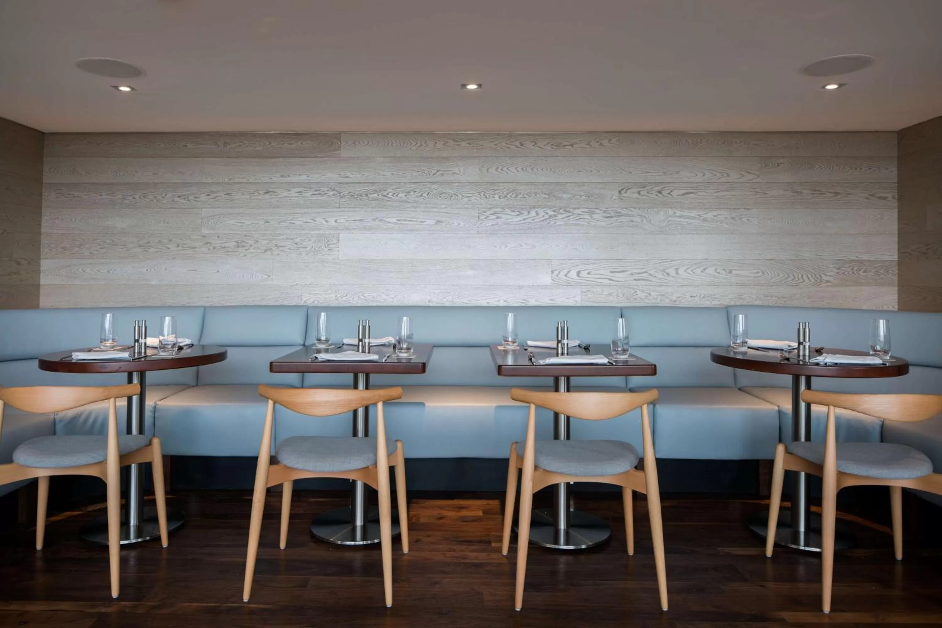 Restaurant/places to eat in Hyatt Regency Orlando International Airport Hotel