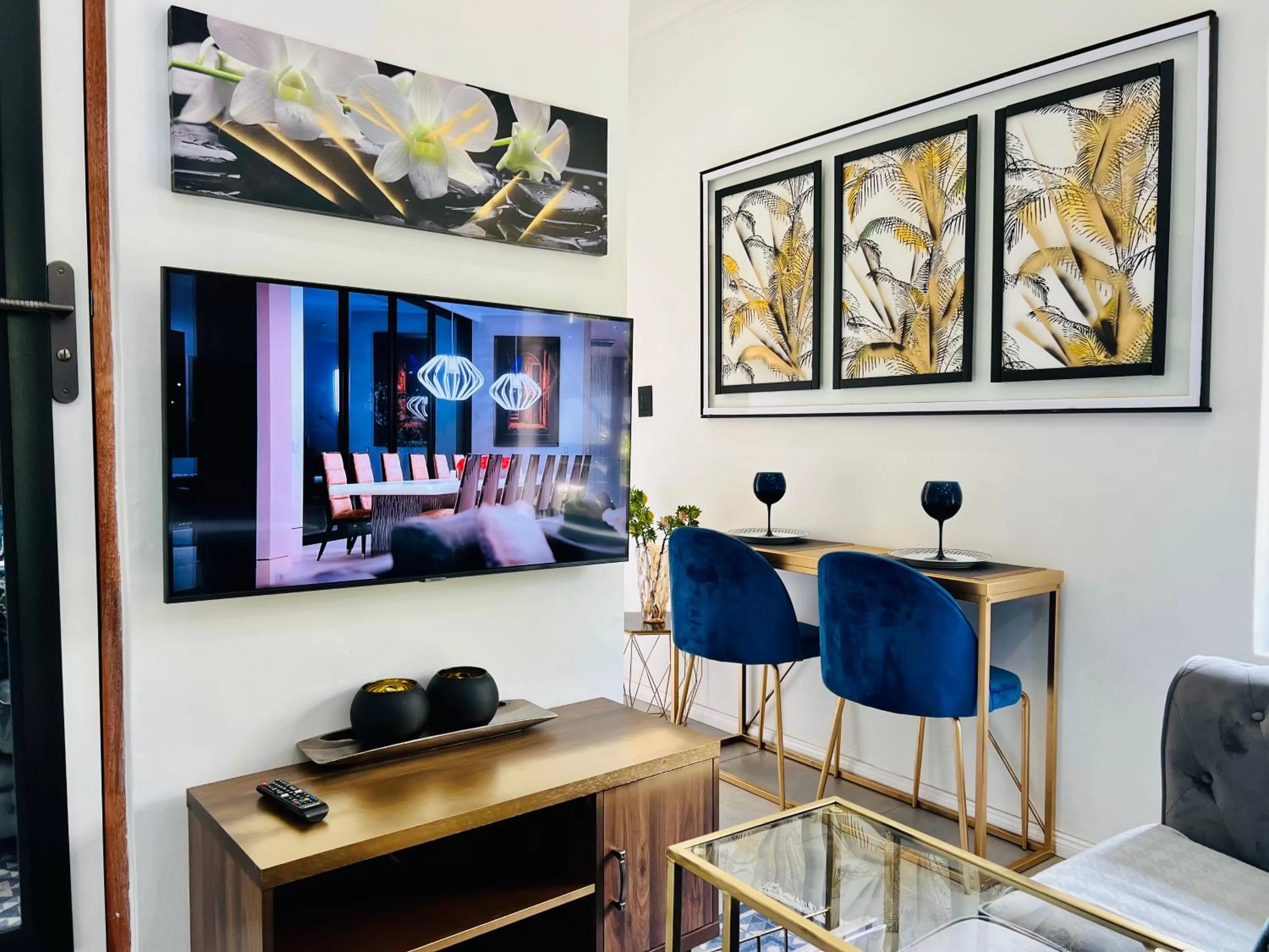 TV/Entertainment Center in 24 On Basil Inventive suites