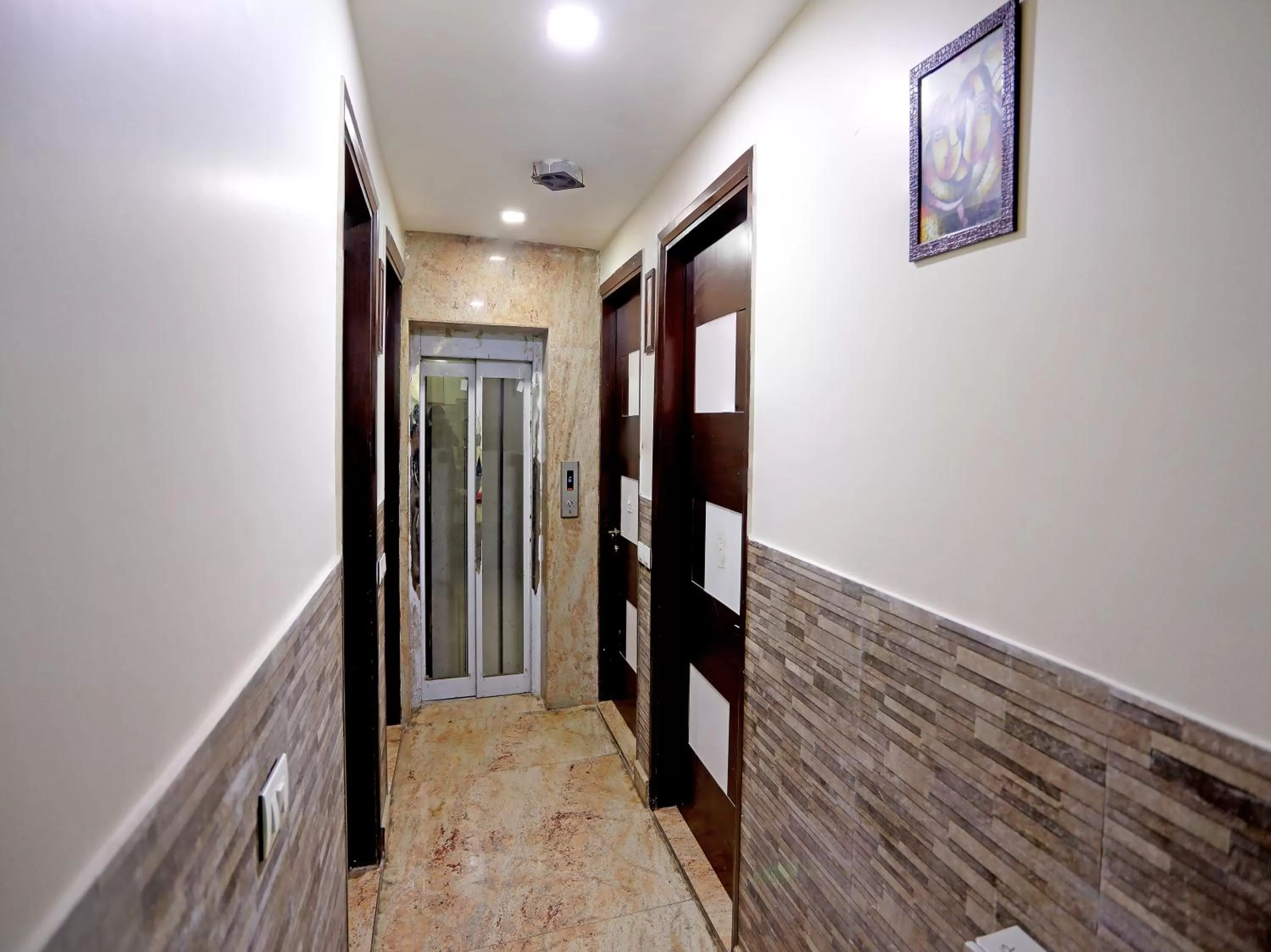 Lobby or reception in Hotel Tashkent Palace - Walk in from New Delhi Station & Metro Station