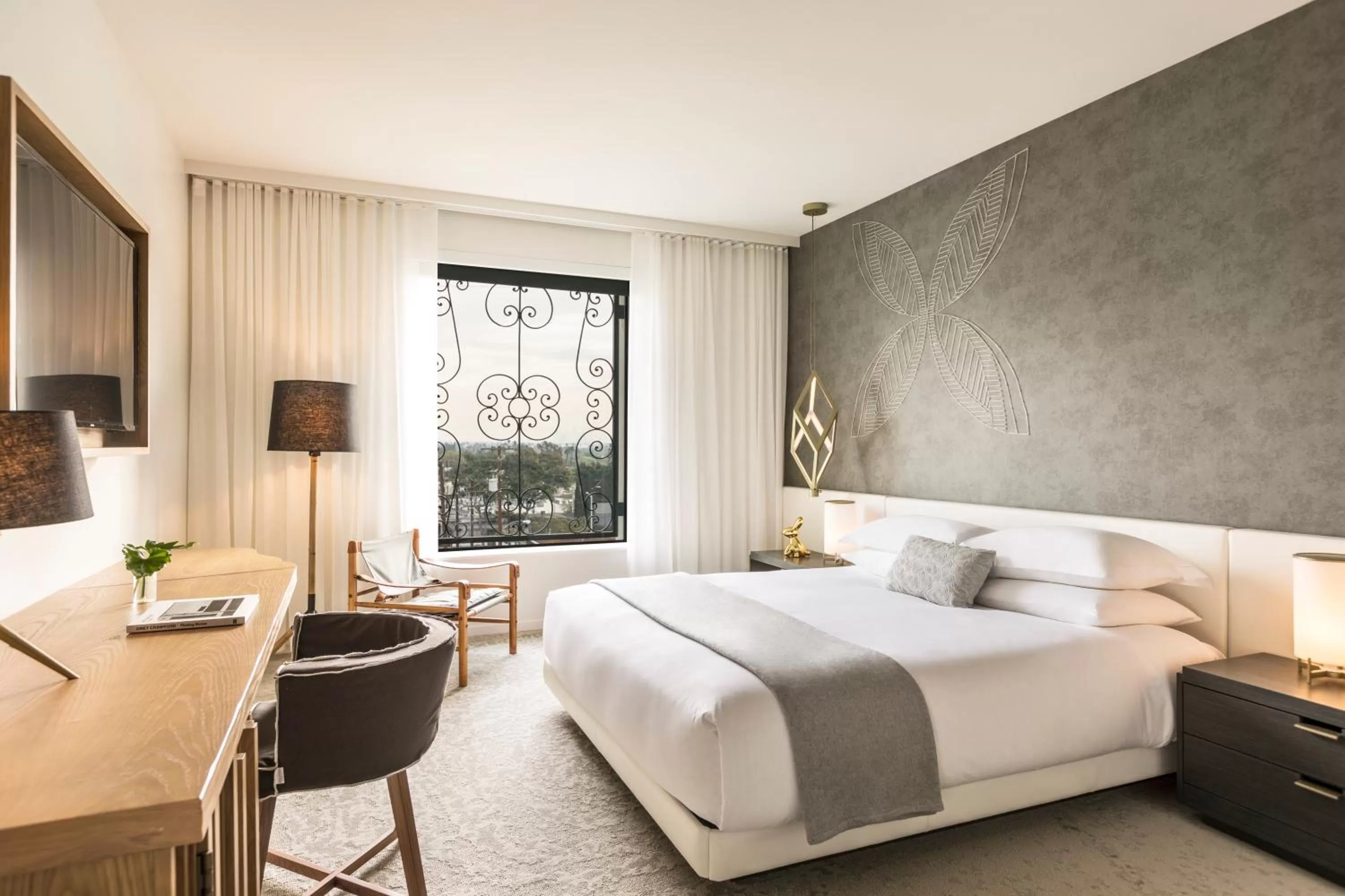 Photo of the whole room, Bed in Kimpton La Peer Hotel West Hollywood by IHG