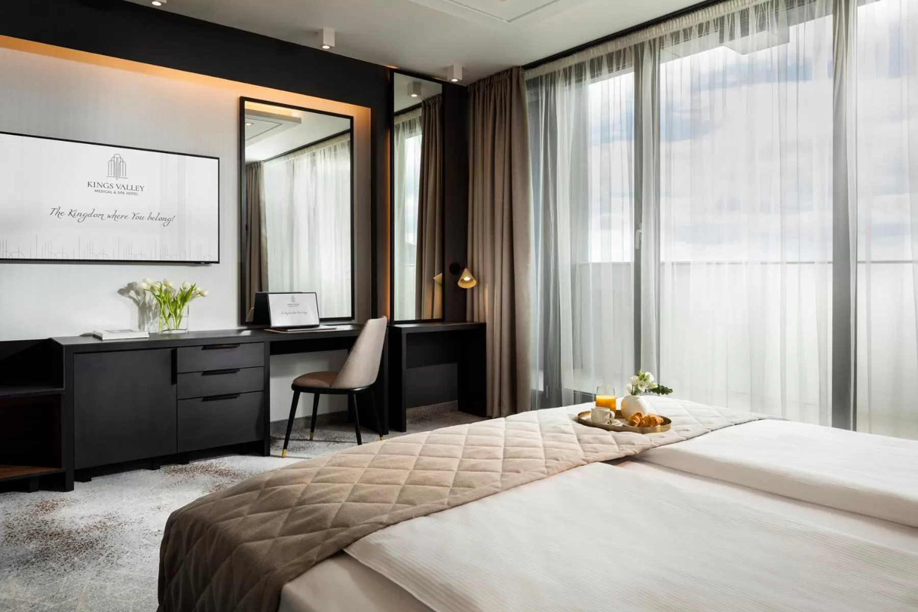 Bedroom, Bed in Kings' Valley Medical & Spa Hotel