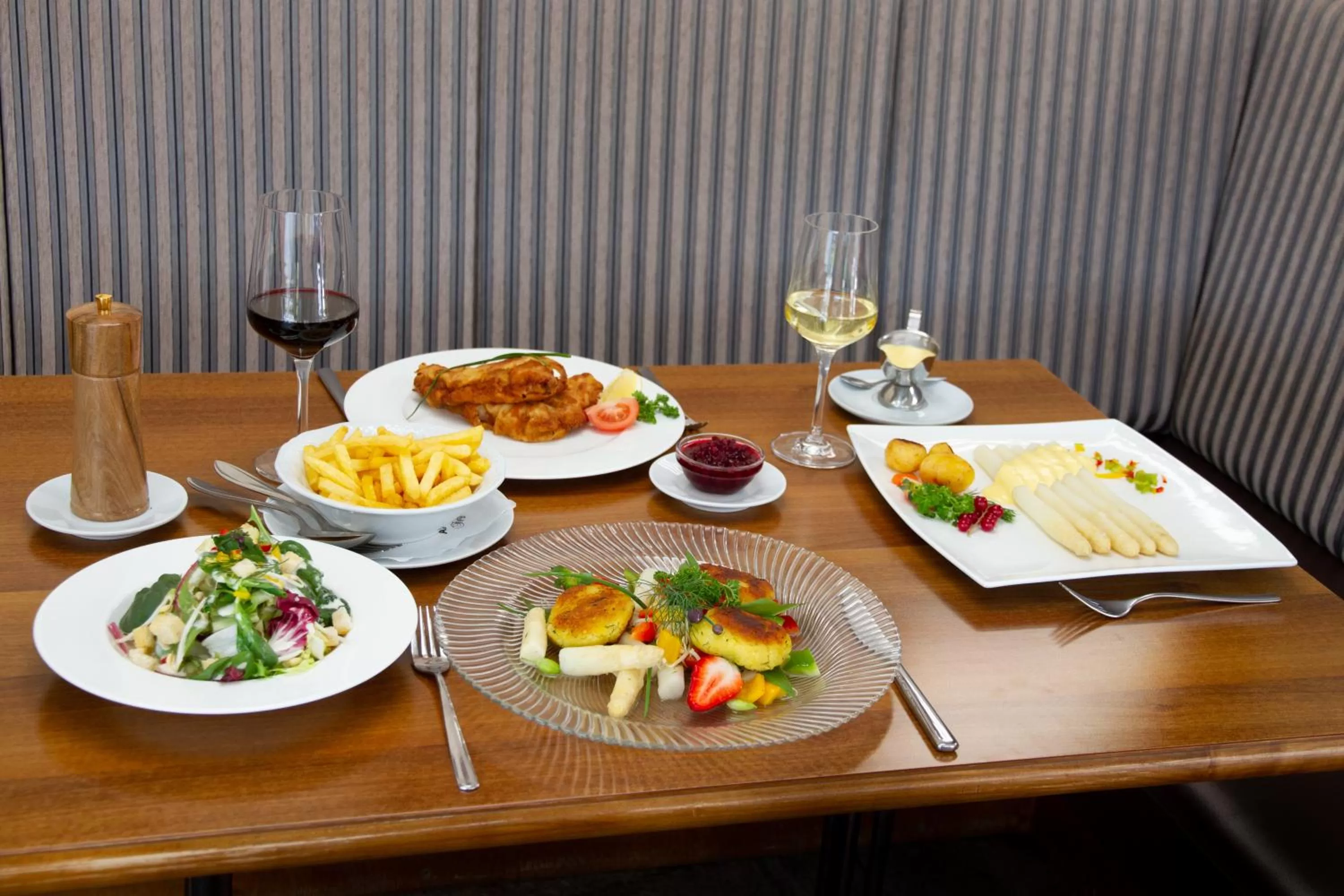 Restaurant/places to eat in Gasthof Meindl - Self-Check-In mit 24h Telefon Support