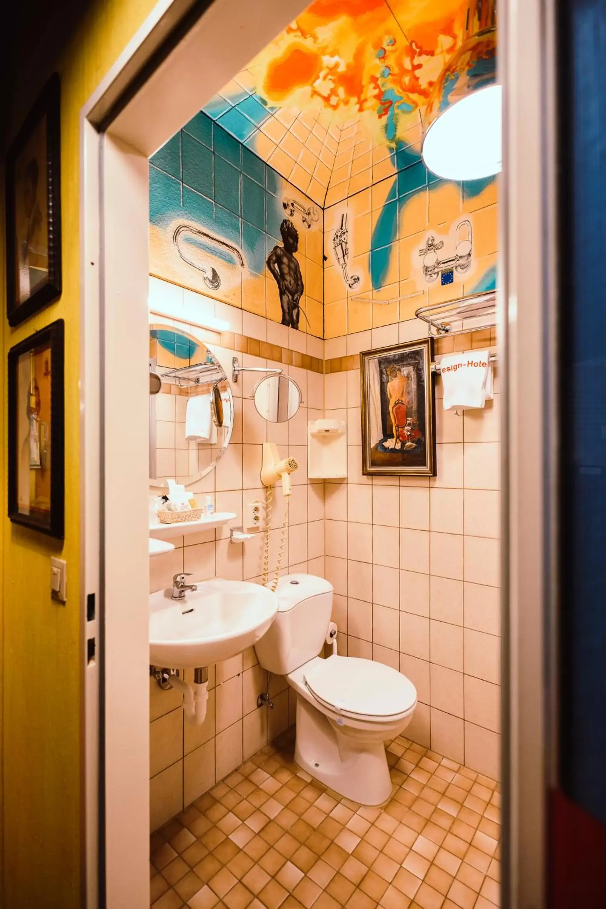 Toilet, Bathroom in Design Hotel Euskirchen