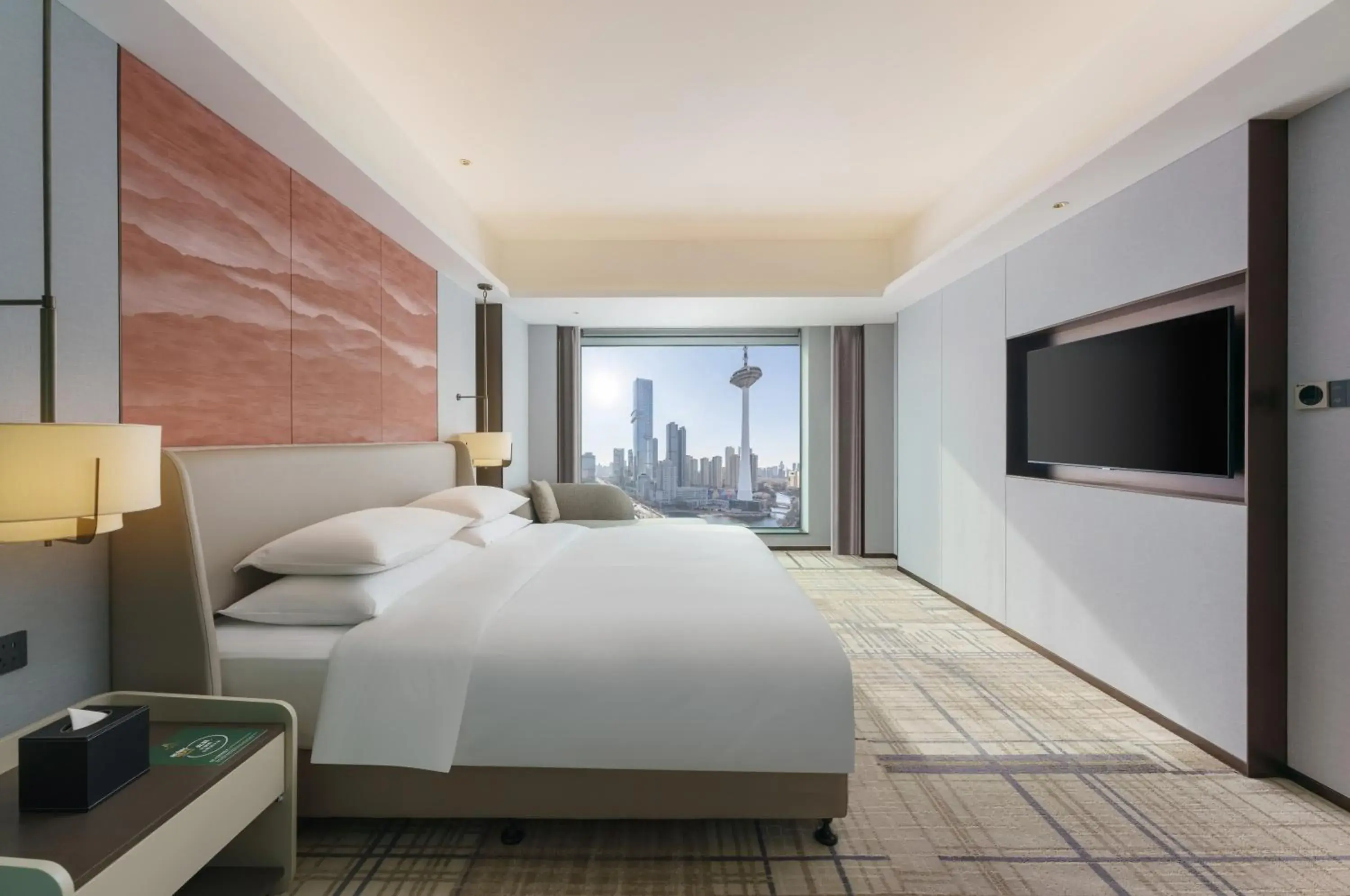 Bed in Swissôtel Shenyang