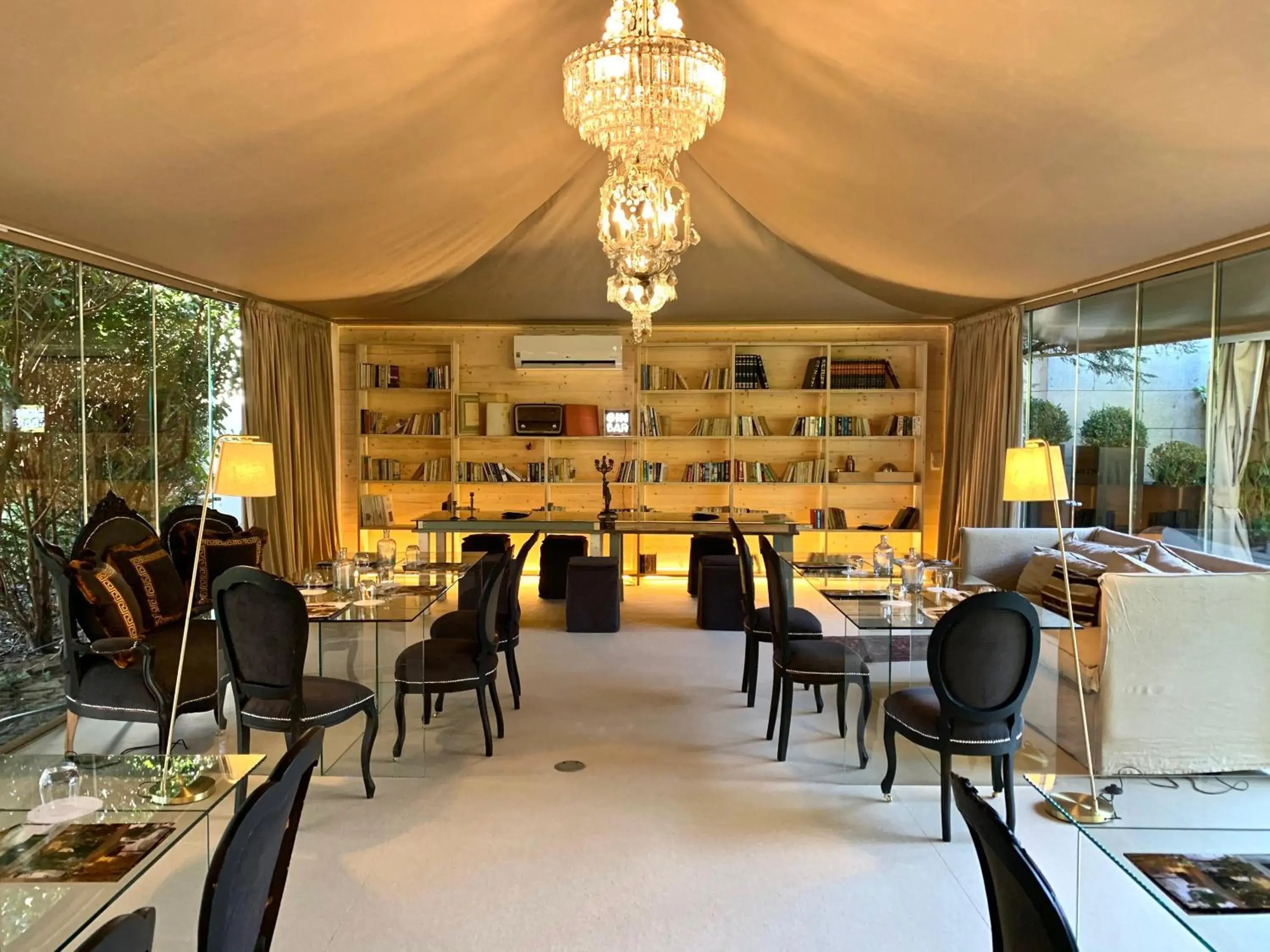 Restaurant/Places to Eat in Carmo's Boutique Hotel - Small Luxury Hotels of the World