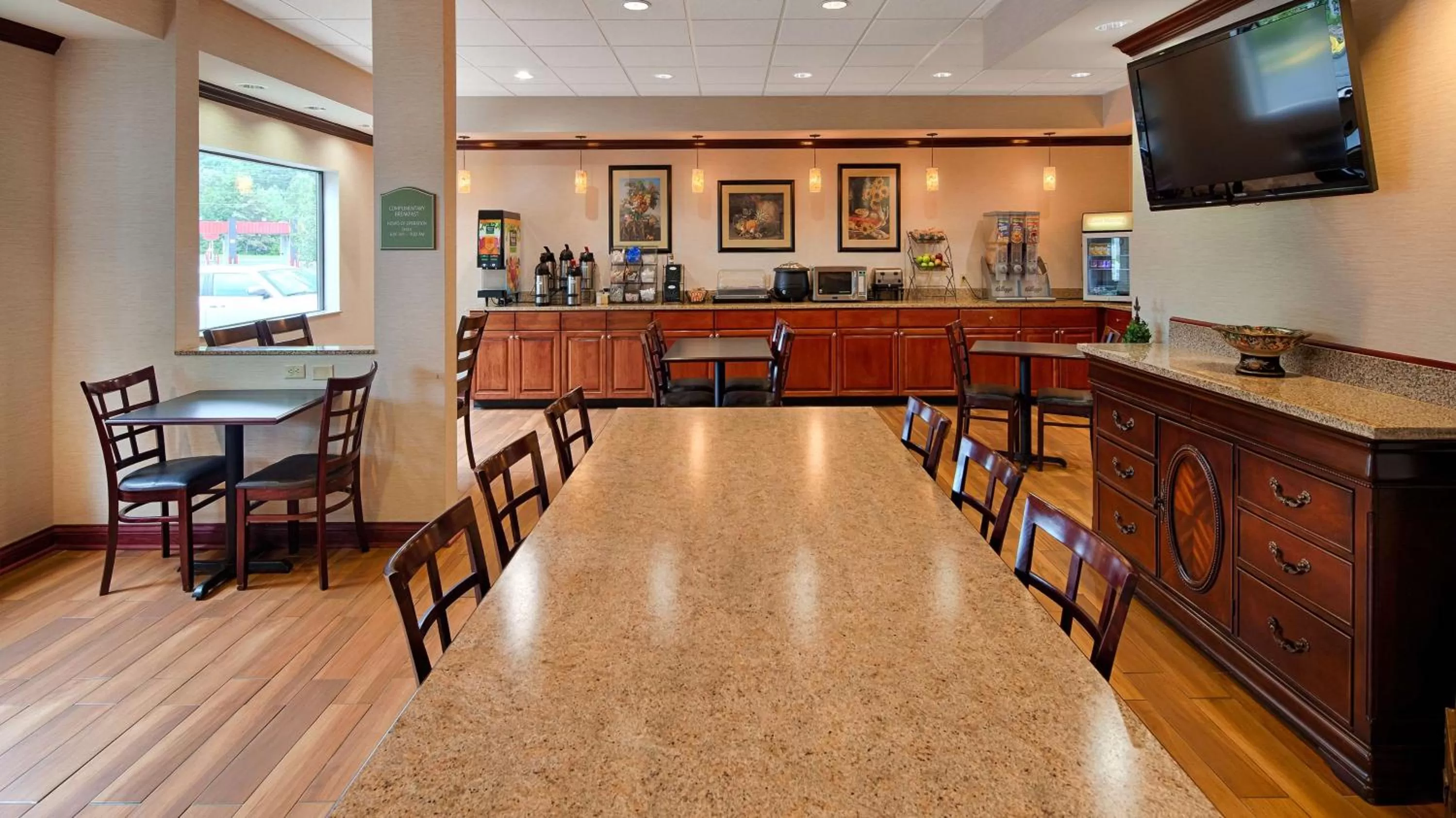 Breakfast in Best Western of Wise