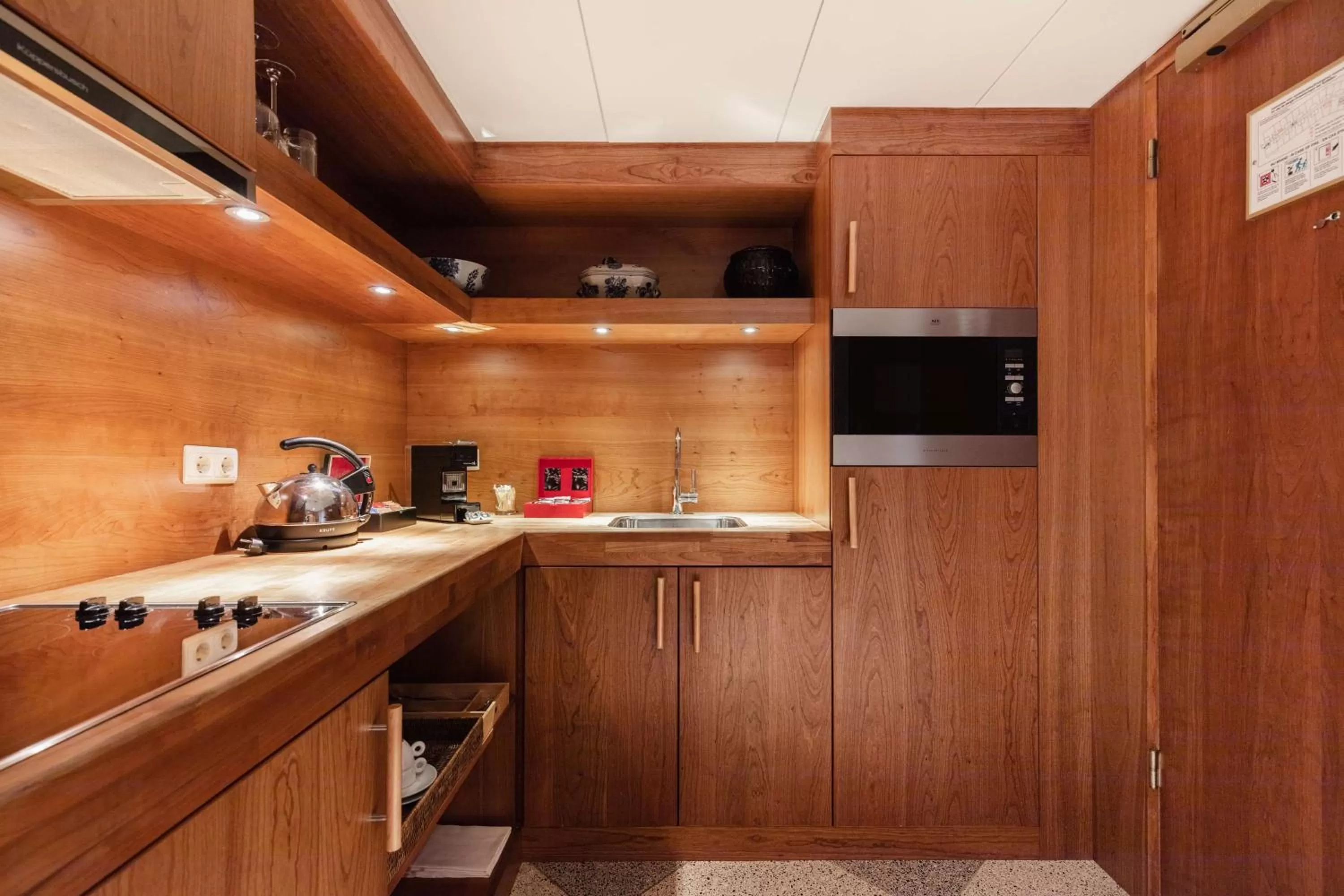 Kitchen or kitchenette in Hilton Amsterdam