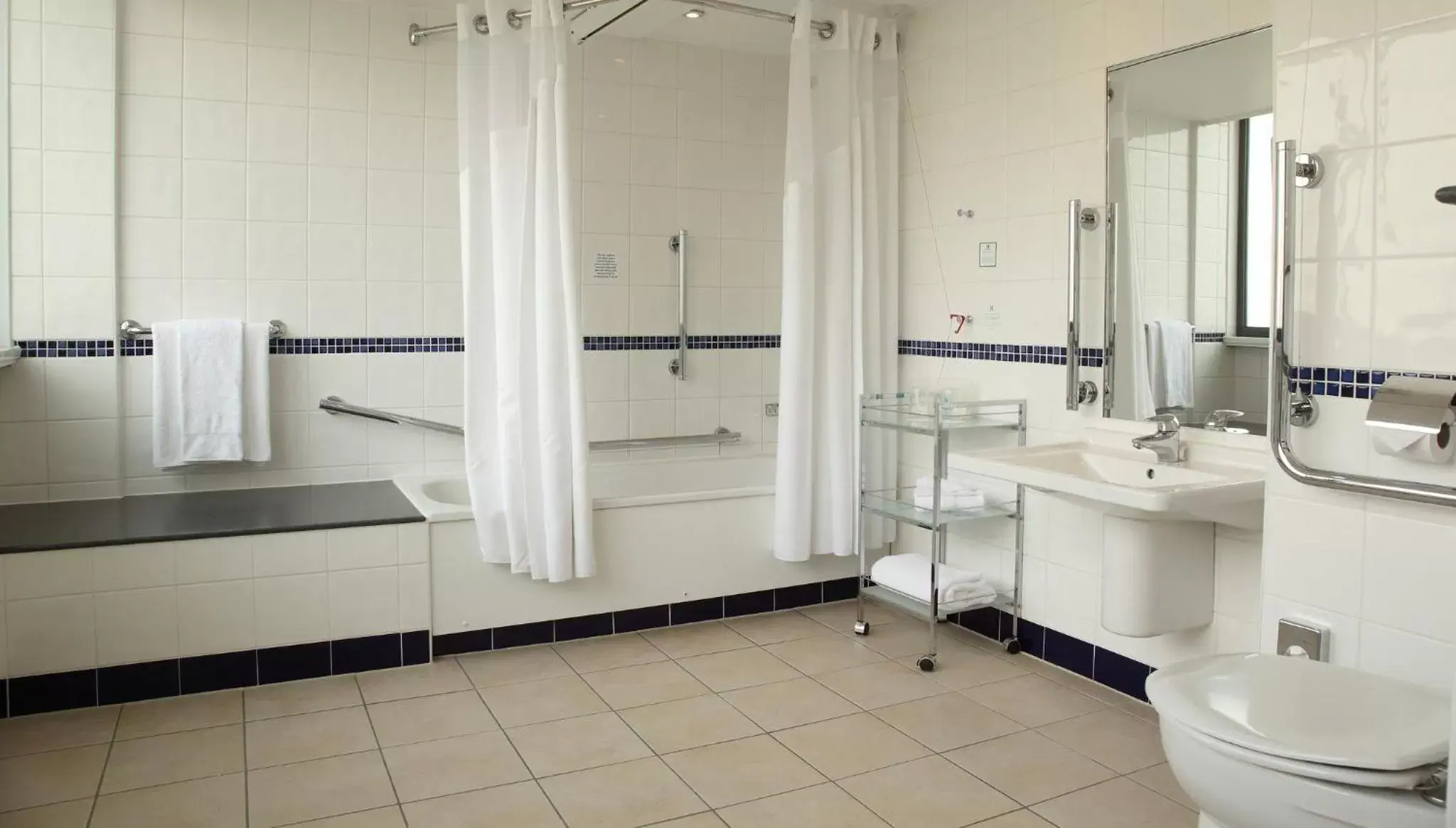 Photo of the whole room, Bathroom in Holiday Inn London Bloomsbury, an IHG Hotel