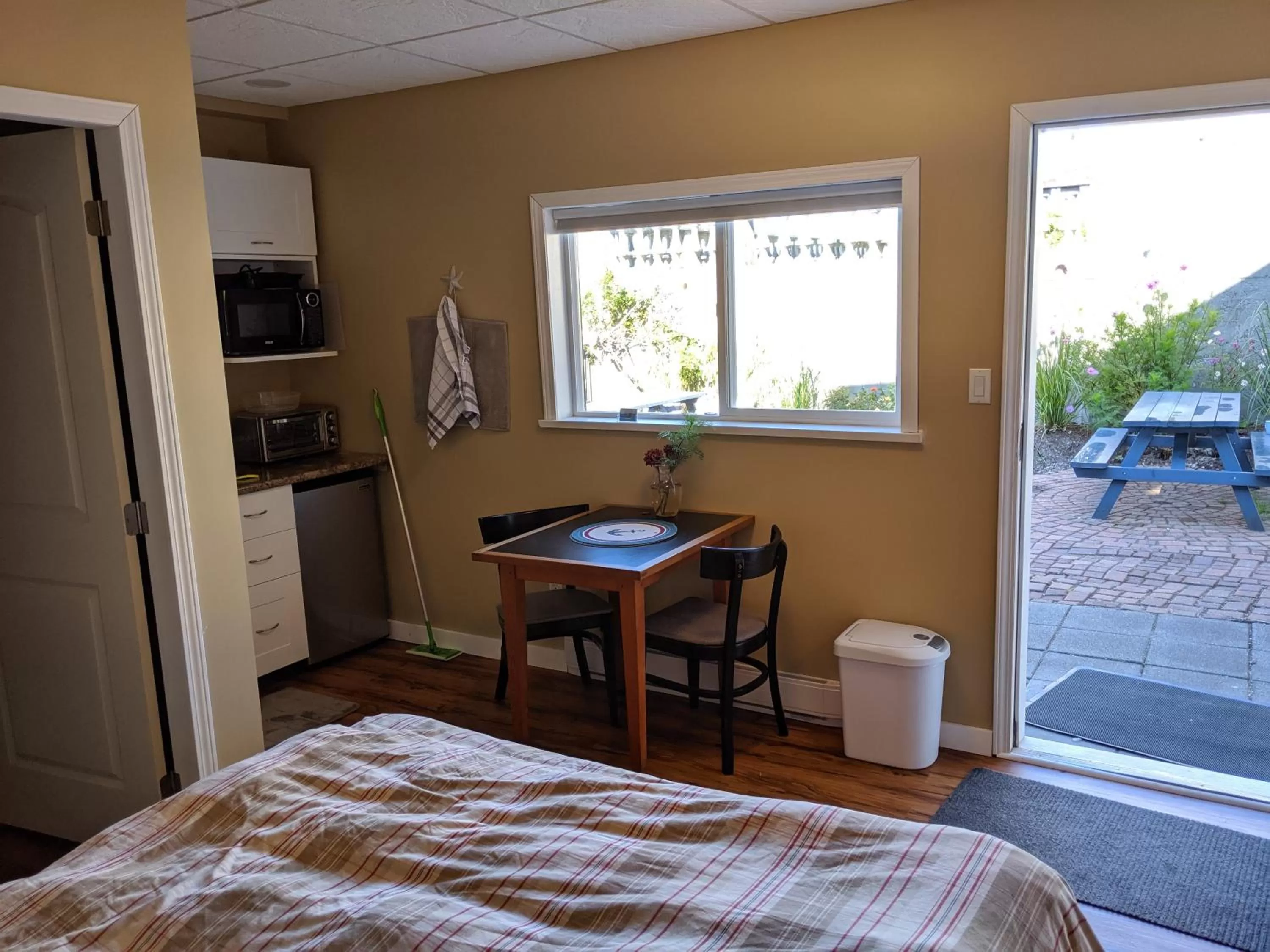 Bed in Nimpkish Hotel