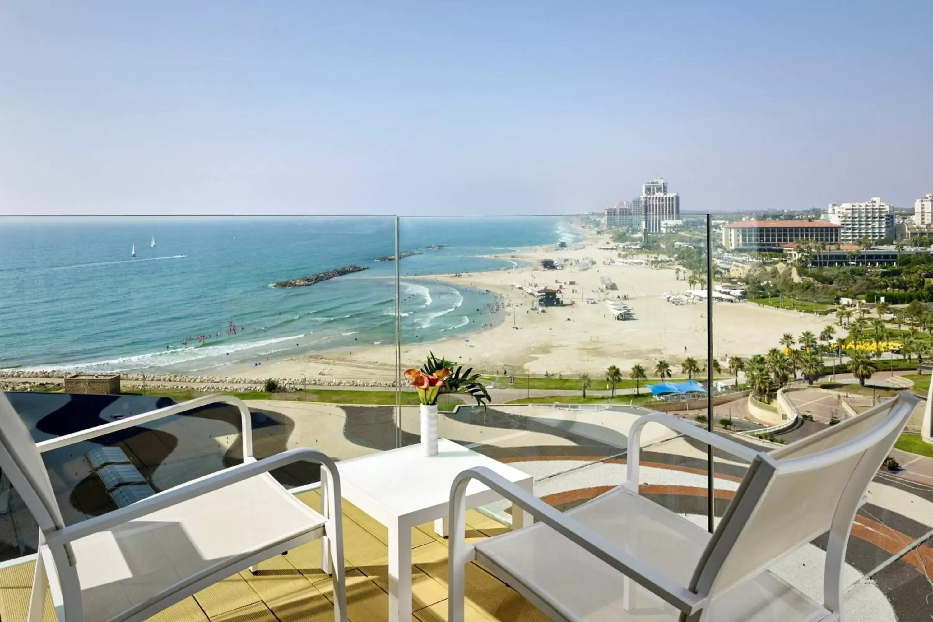 Bedroom, Balcony/Terrace in The Ritz-Carlton, Herzliya