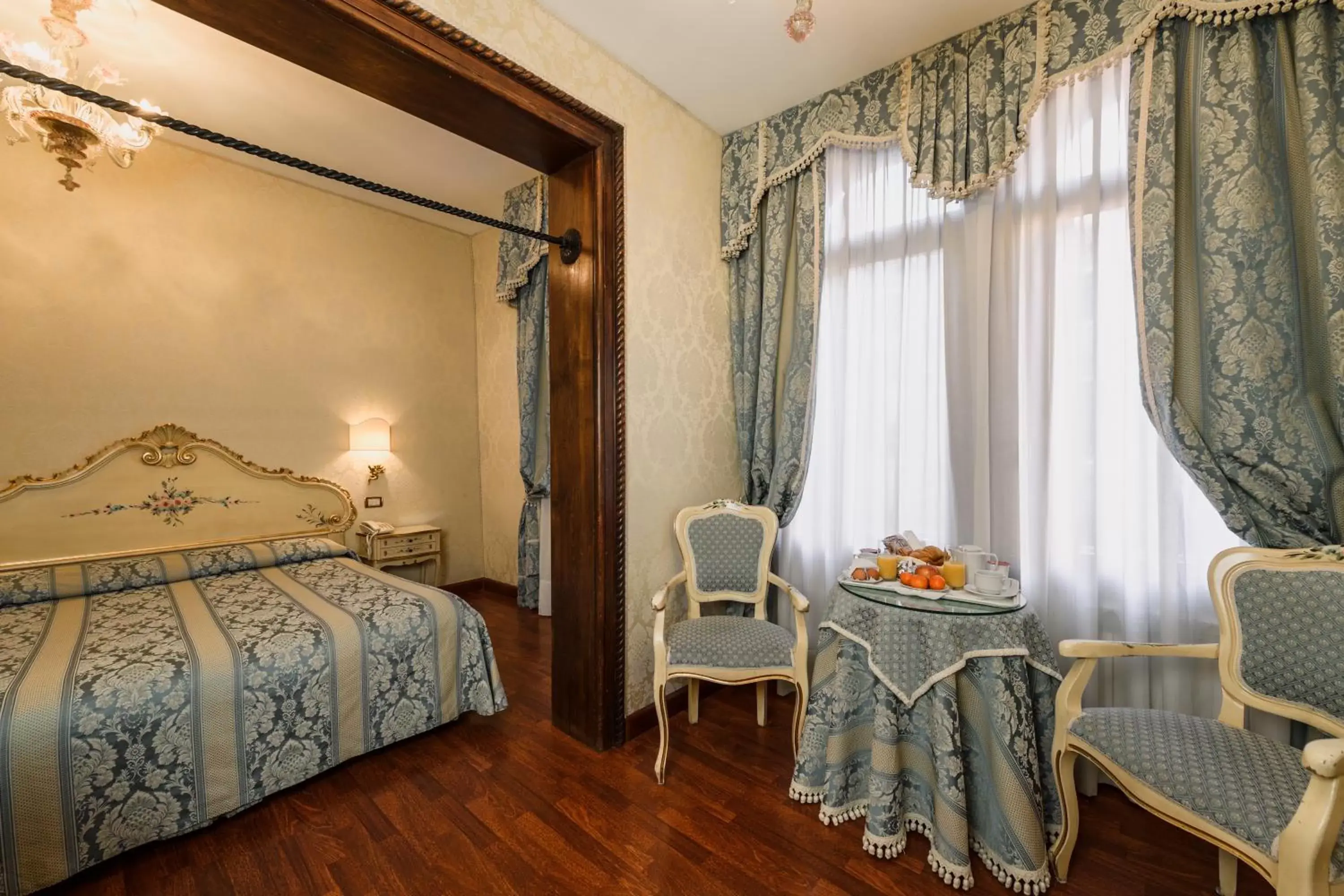 Bedroom in Locanda Al Leon