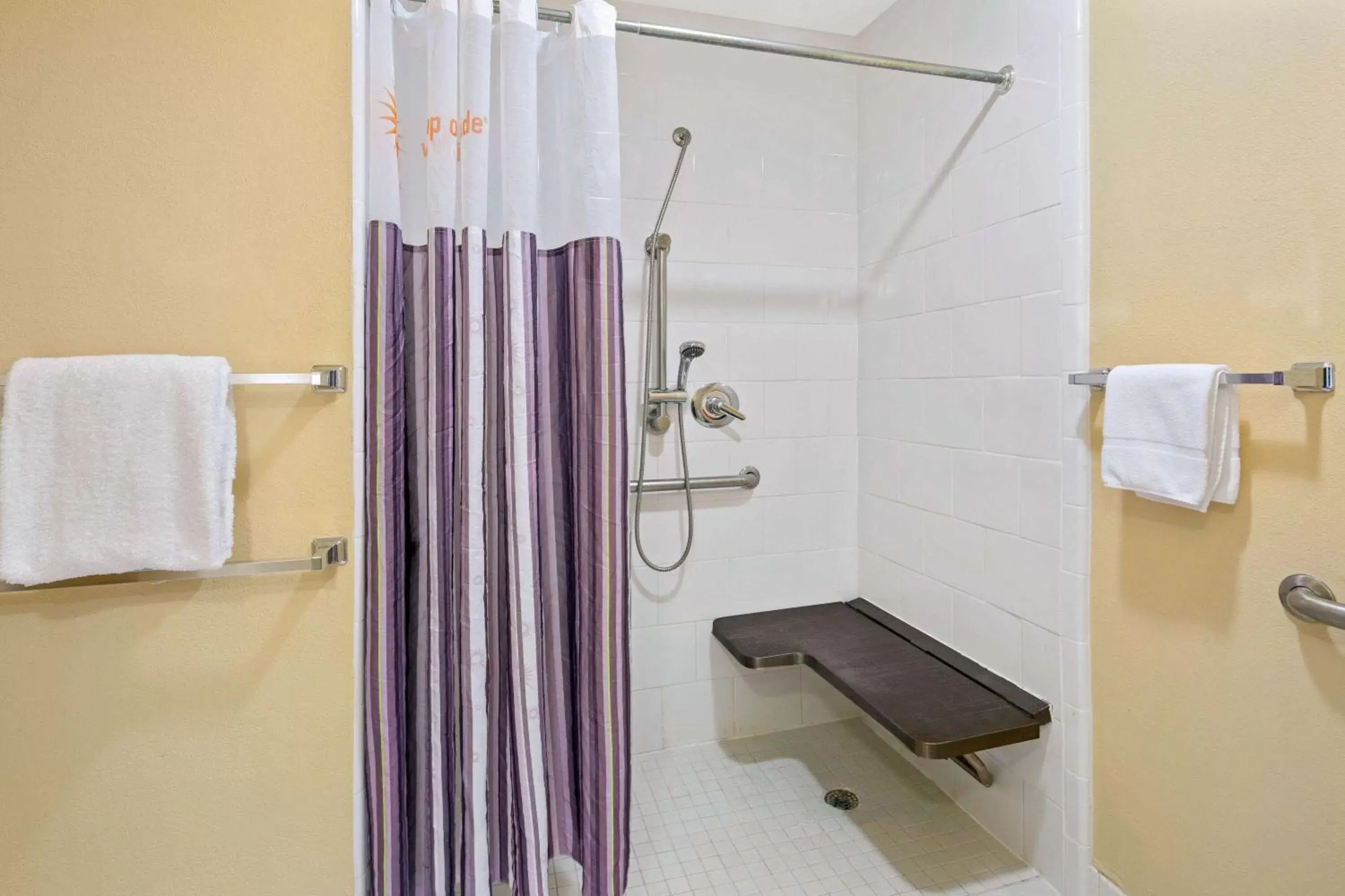 Shower, Bathroom in La Quinta by Wyndham Sunrise