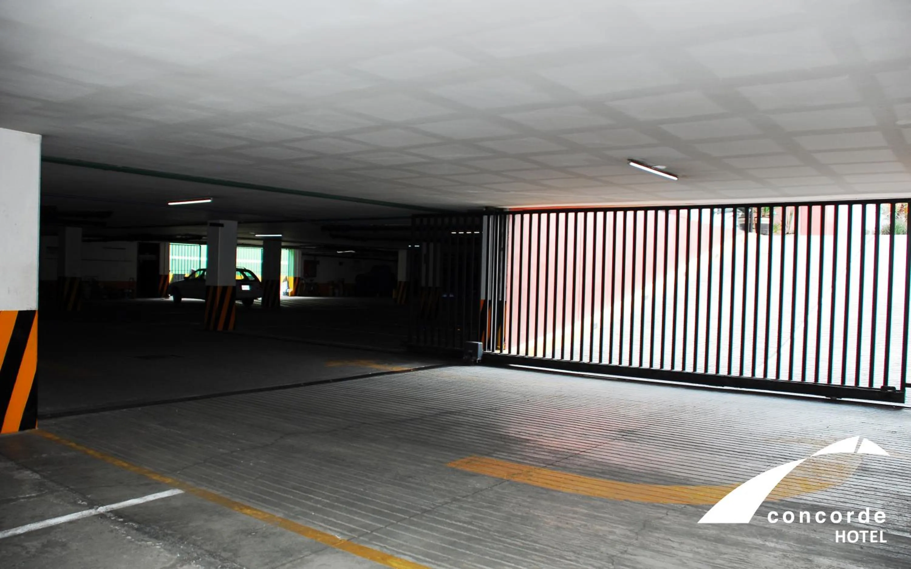 Parking in Hotel Concorde Toluca