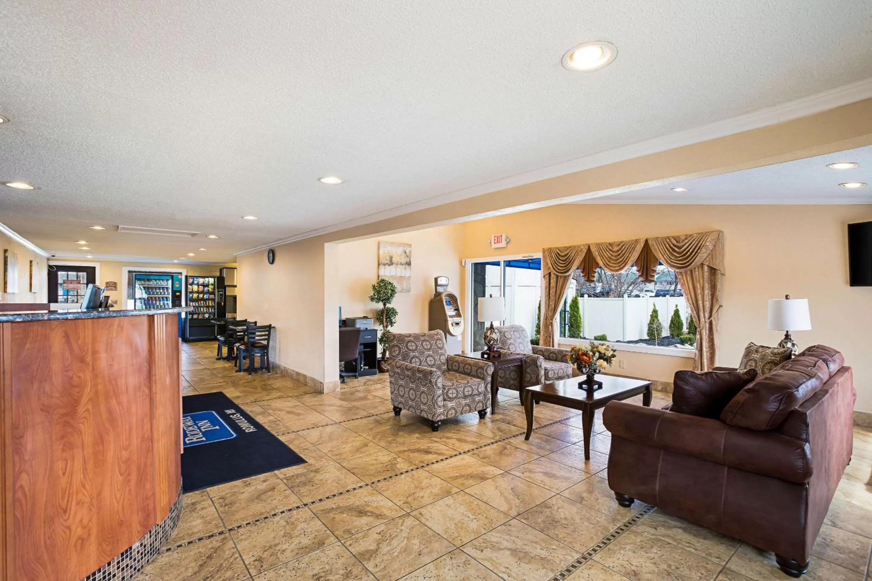 Lobby or reception, Lobby/Reception in Rodeway Inn Metro Airport