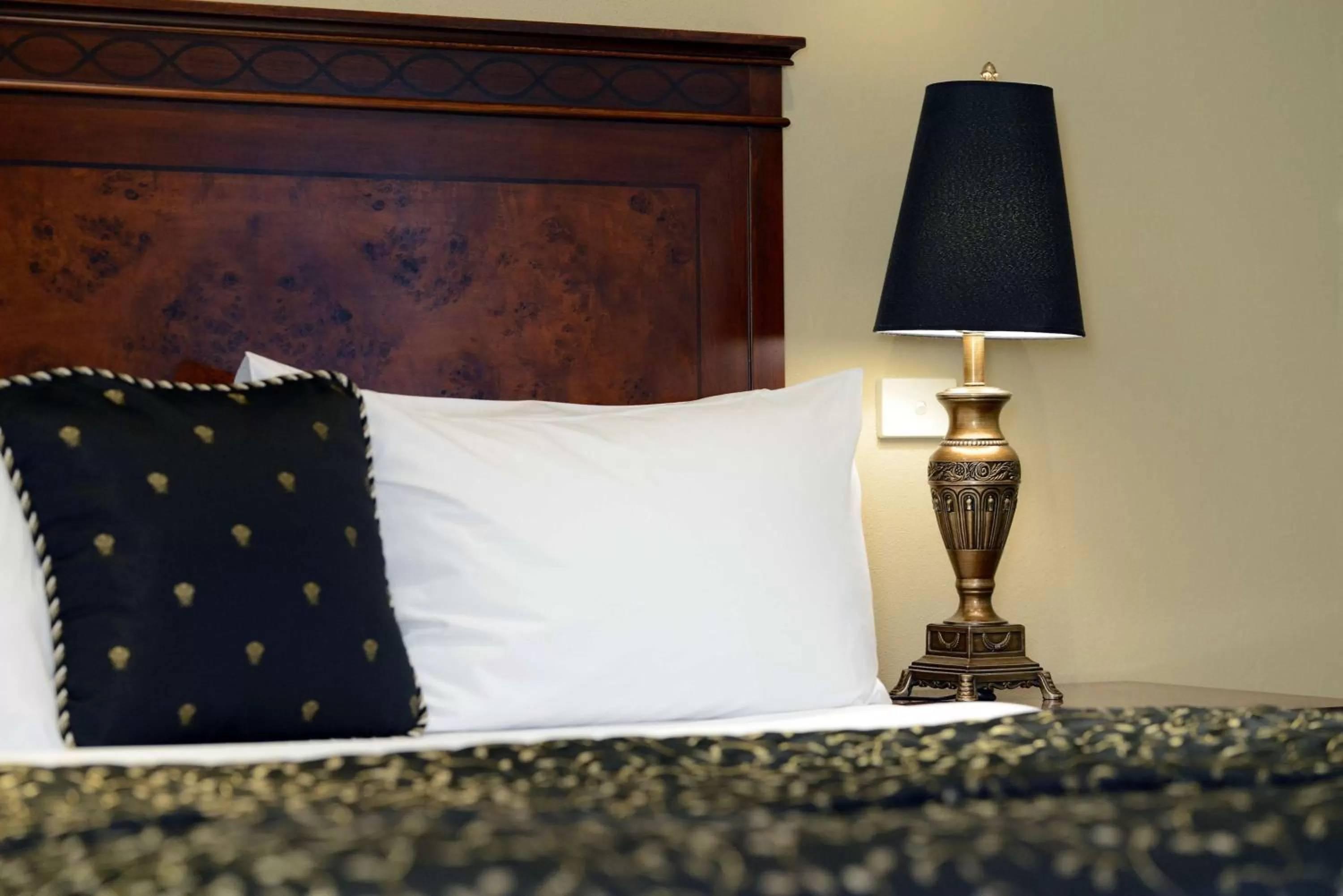 Photo of the whole room, Bed in Rydges Armidale