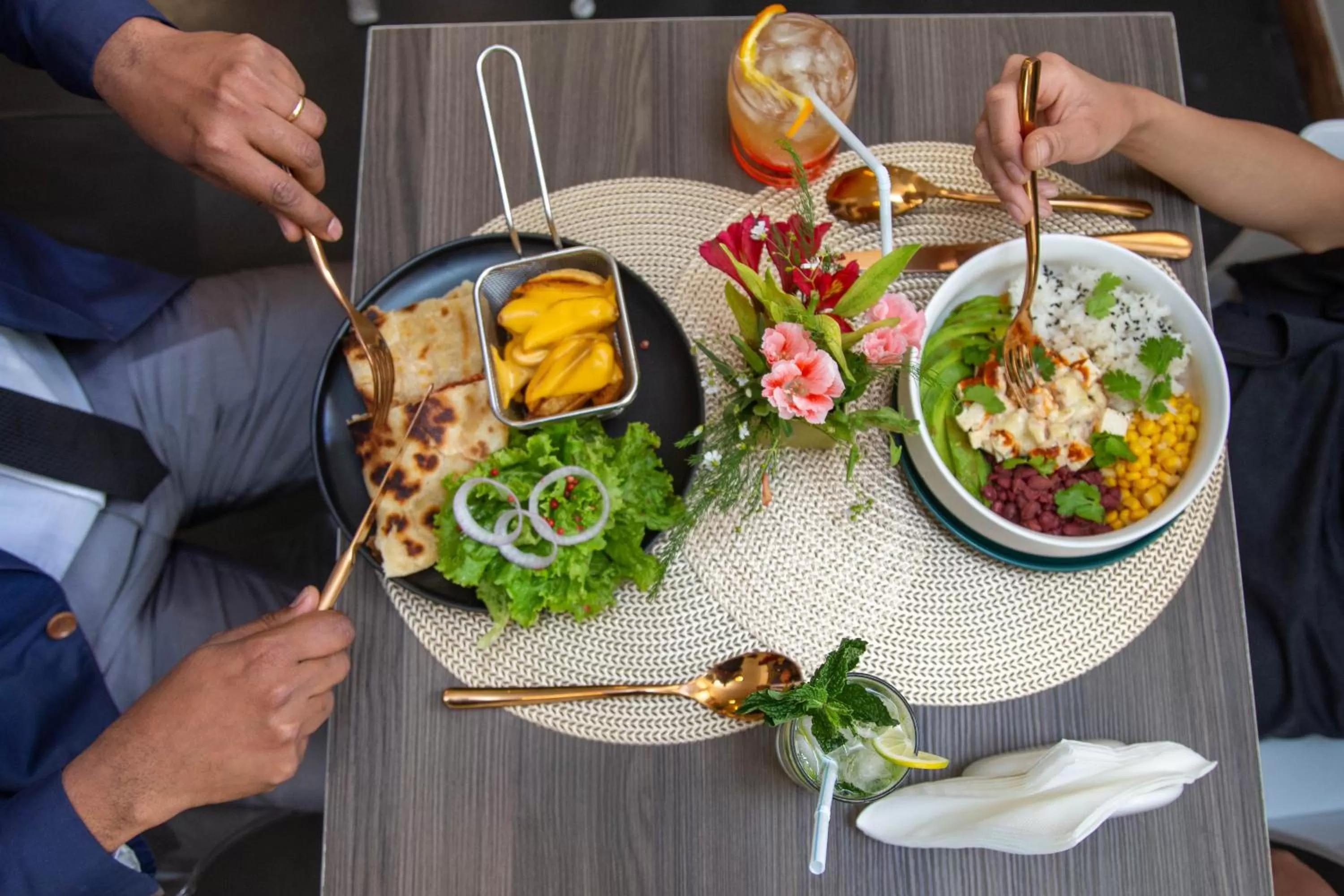 Restaurant/places to eat in Hotel La Villette