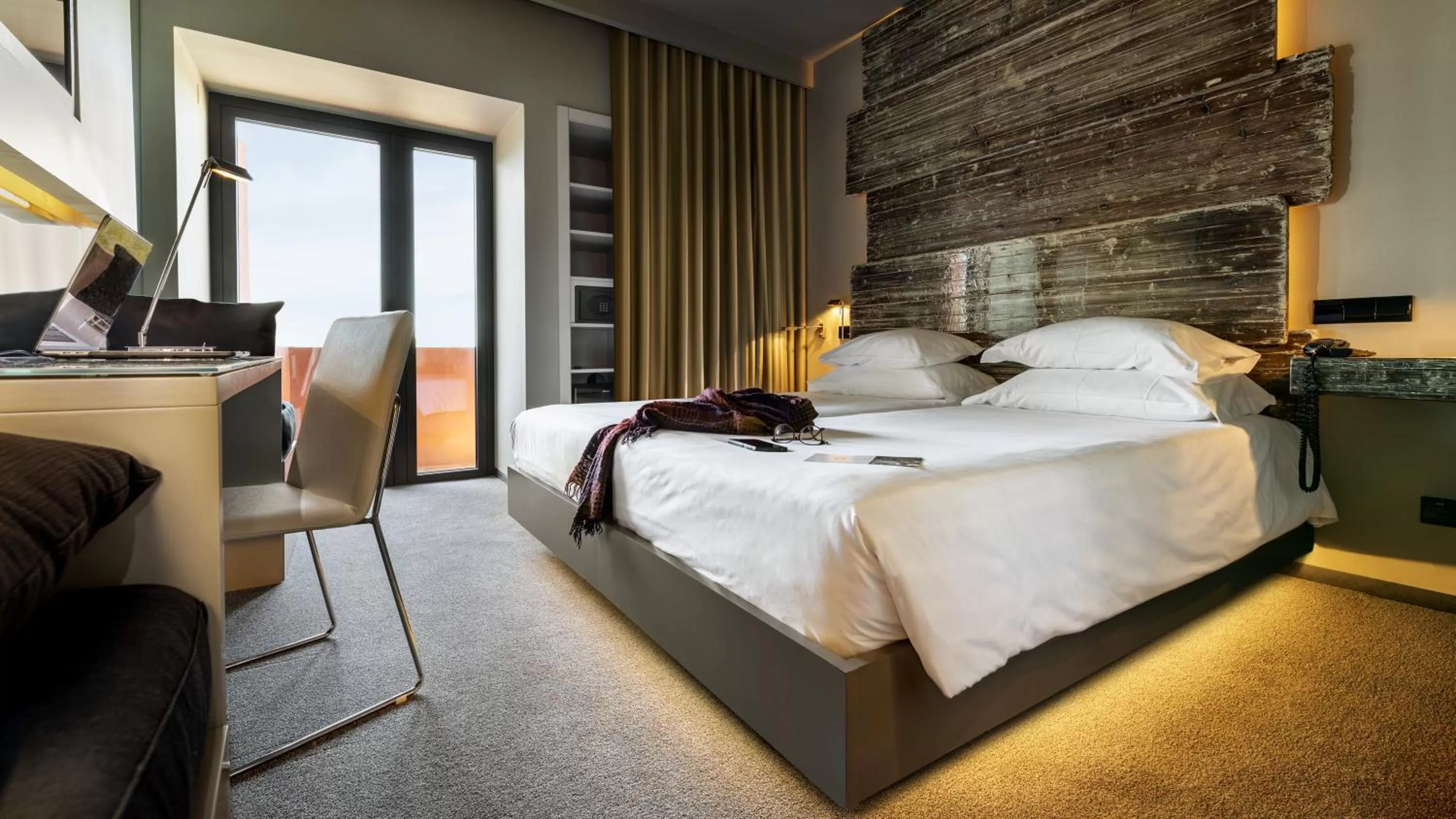 Bedroom, Bed in Vitoria Stone Hotel