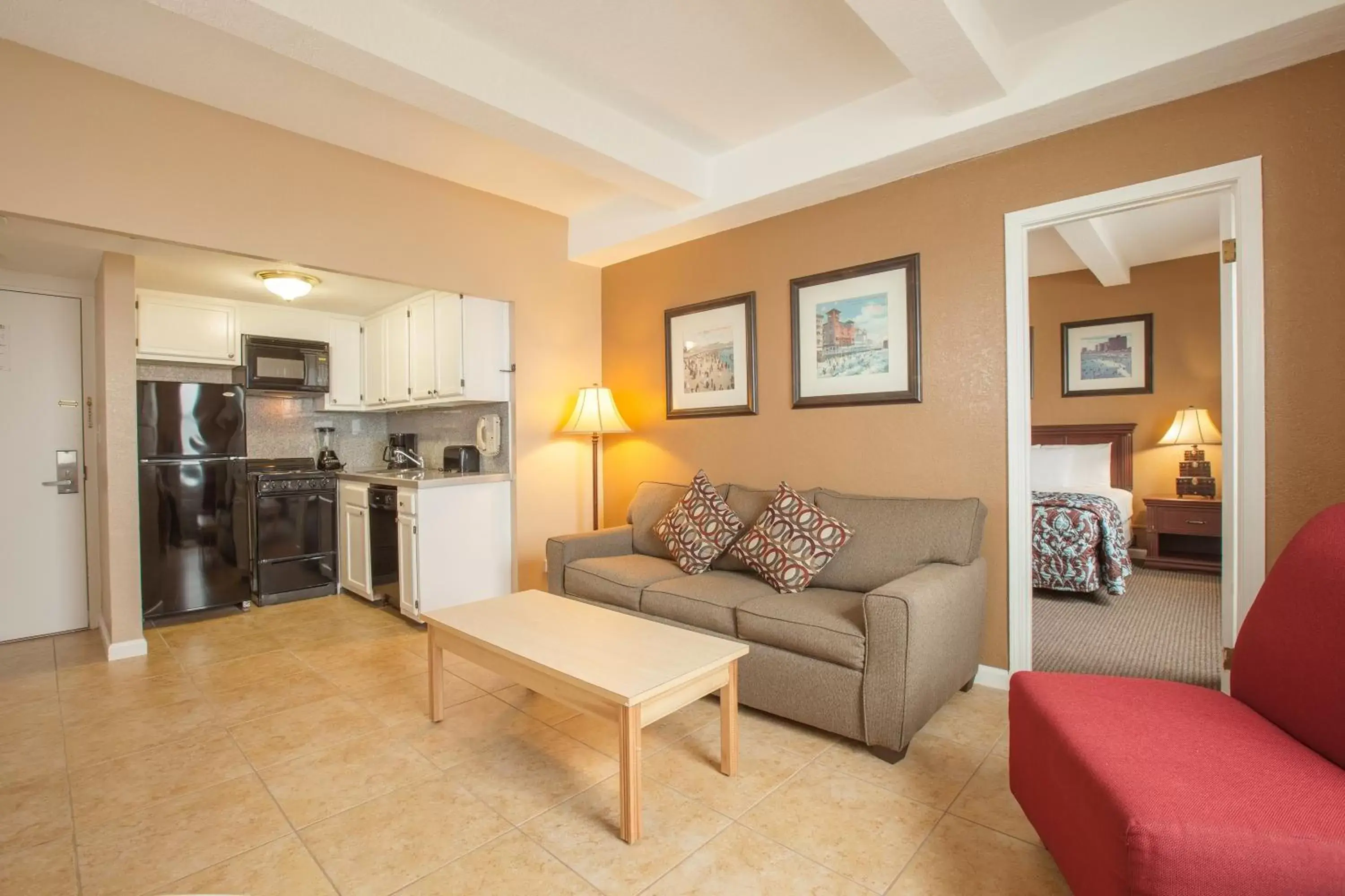 Kitchen or kitchenette, Seating Area in Legacy Vacation Resorts - Brigantine Beach