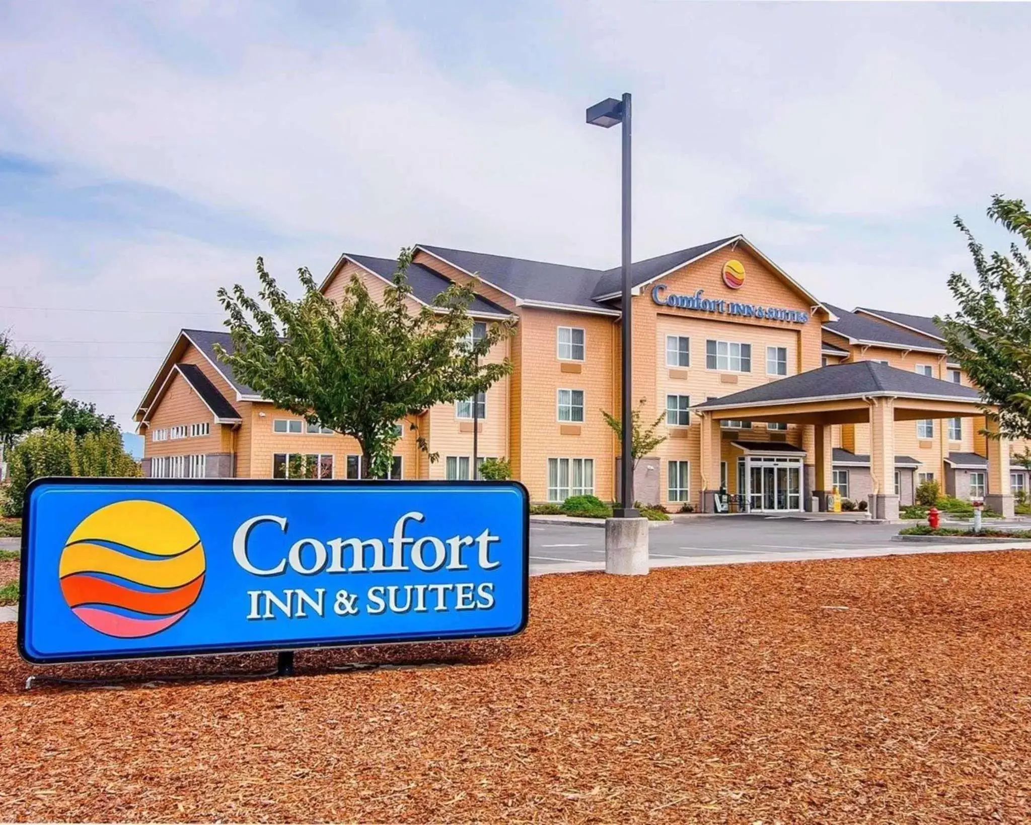 Property building in Comfort Inn & Suites Creswell