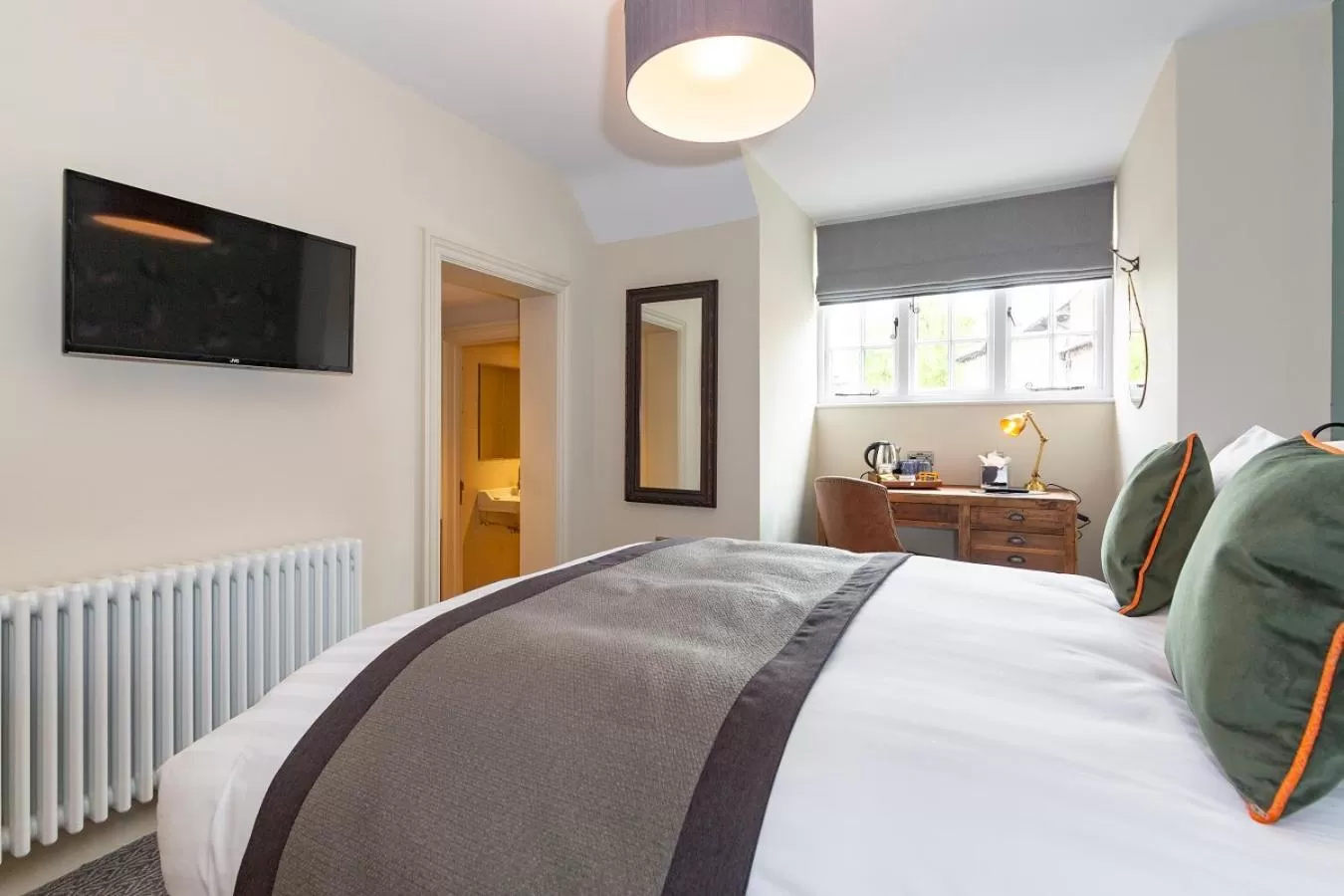 Bed in The Old Cock Inn