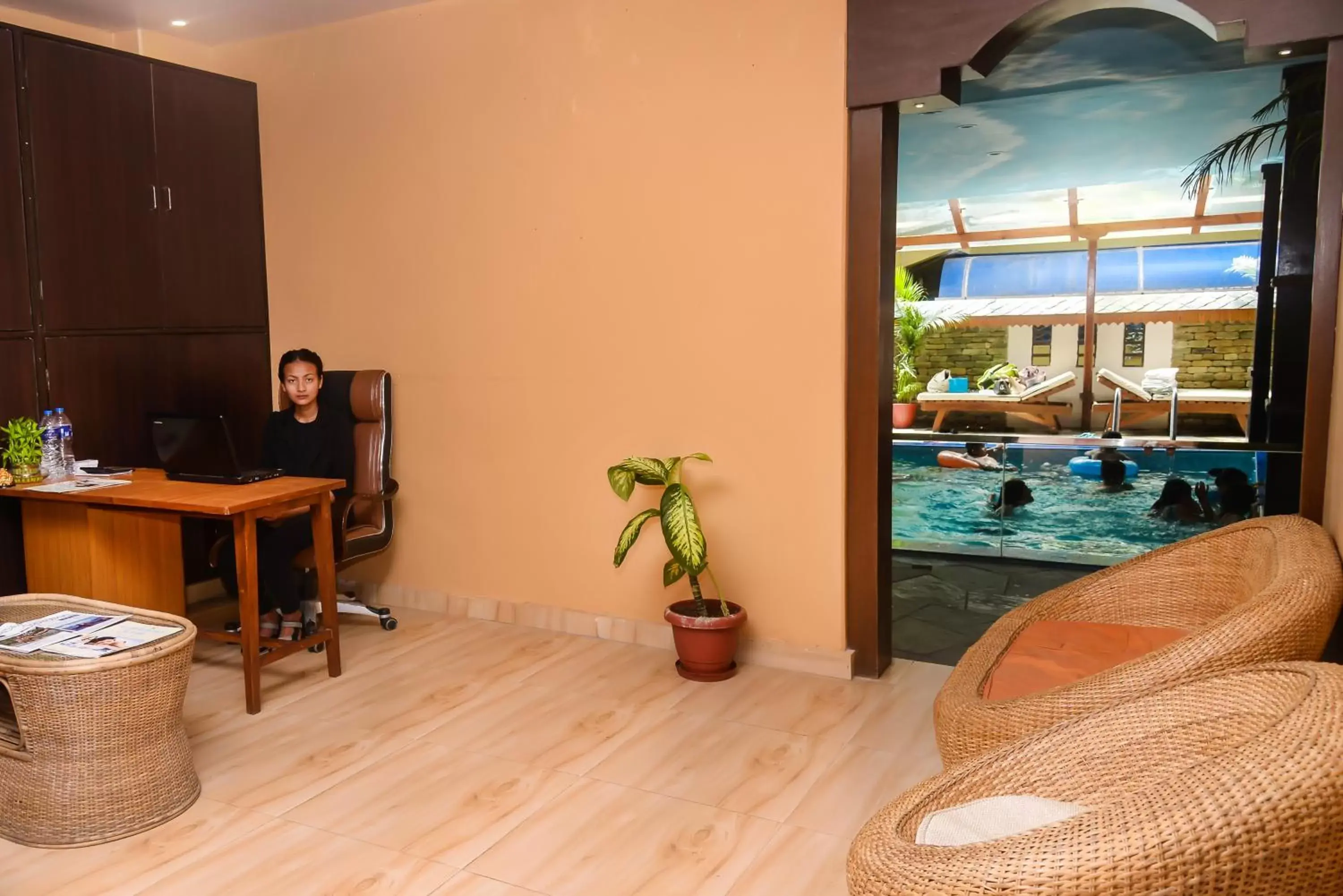 Communal lounge/ TV room, TV/Entertainment Center in Kuti Resort & Spa