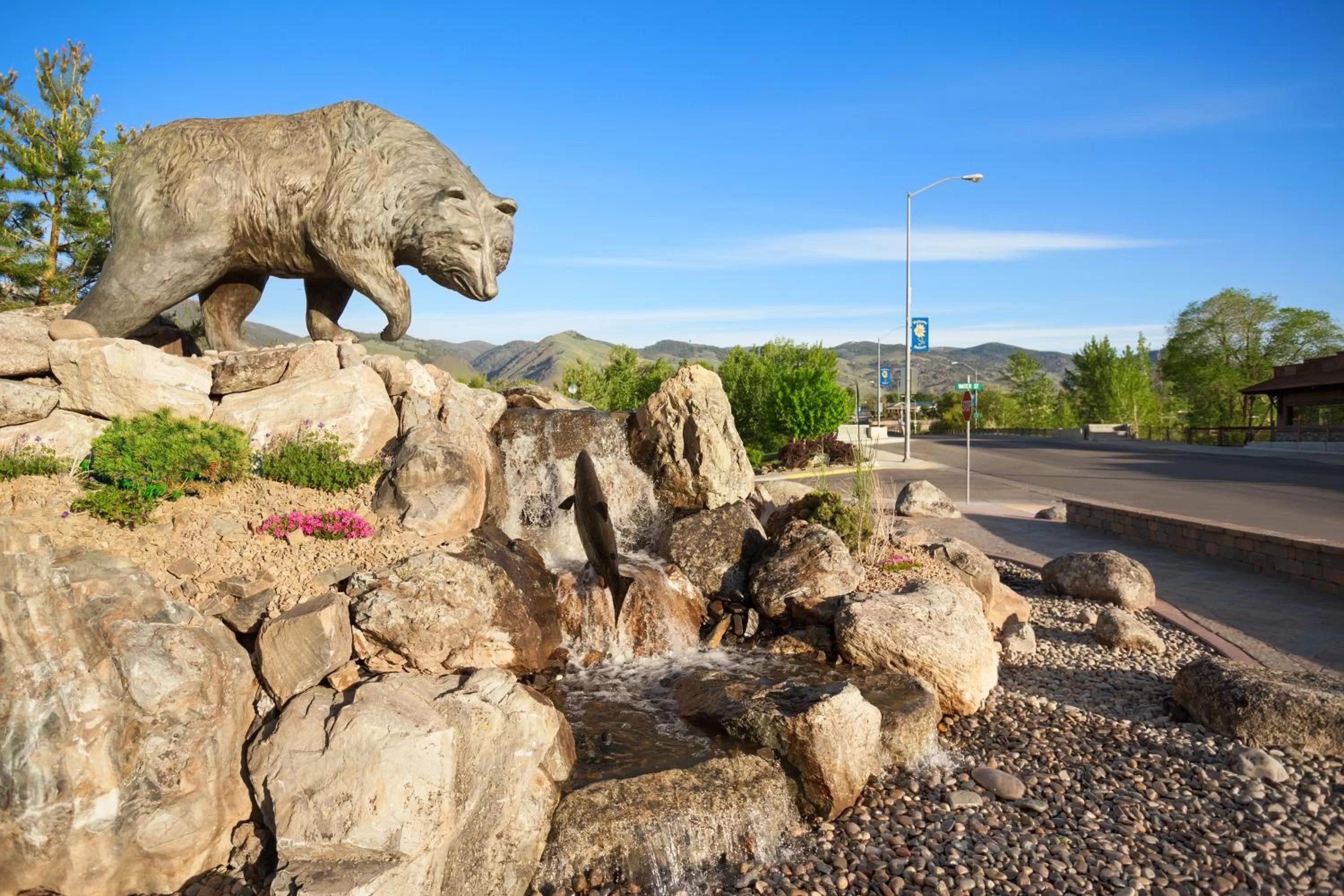 Day in Super 8 by Wyndham Salmon