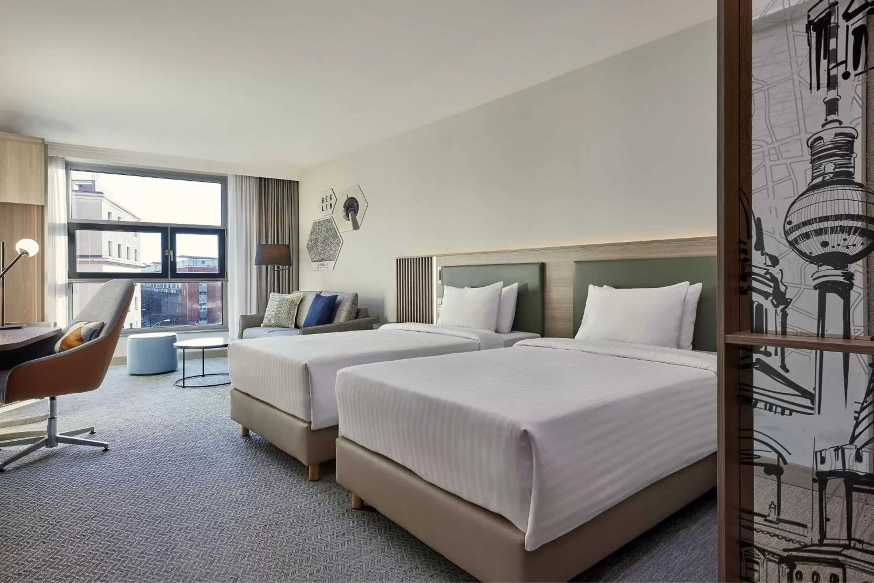 Photo of the whole room, Bed in Courtyard by Marriott Berlin City Center