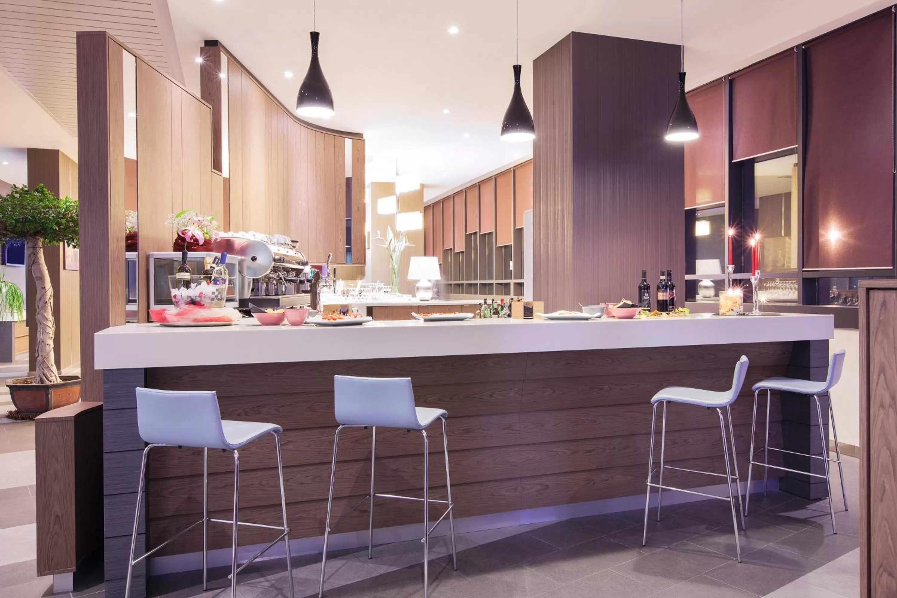 Lounge or bar in Ibis Styles Roma Eur