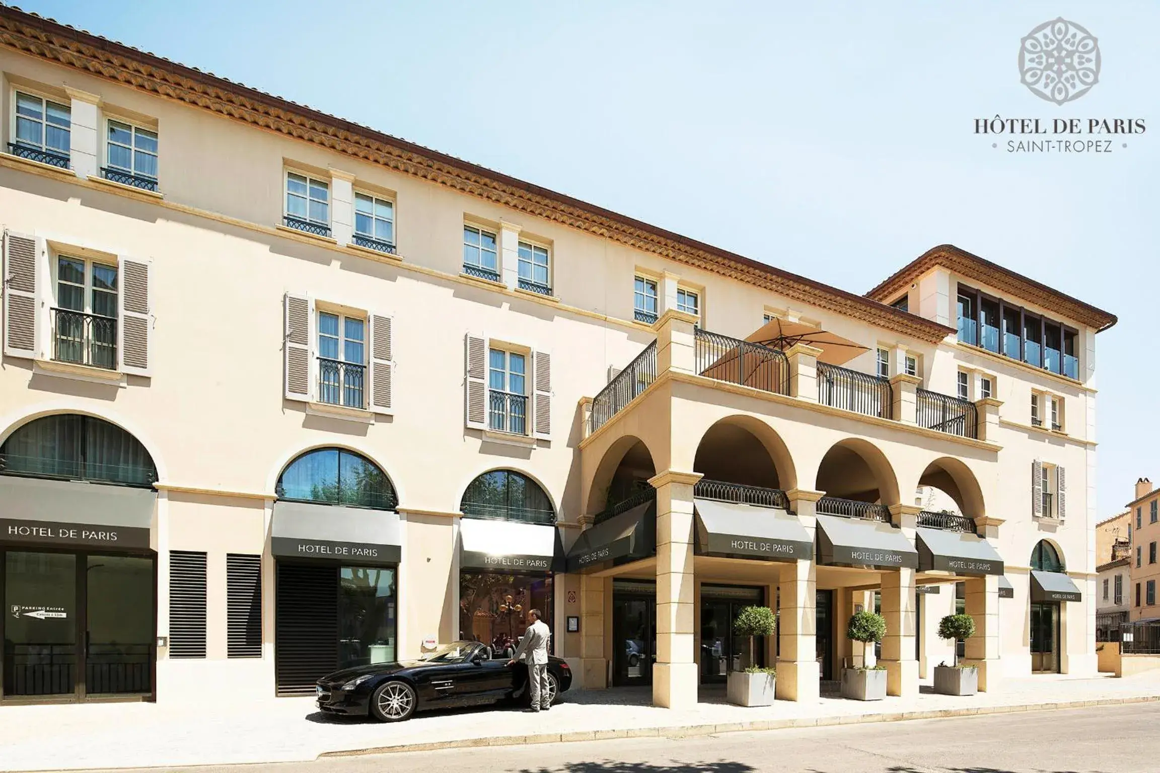 Facade/entrance, Property Building in Hôtel de Paris Saint-Tropez