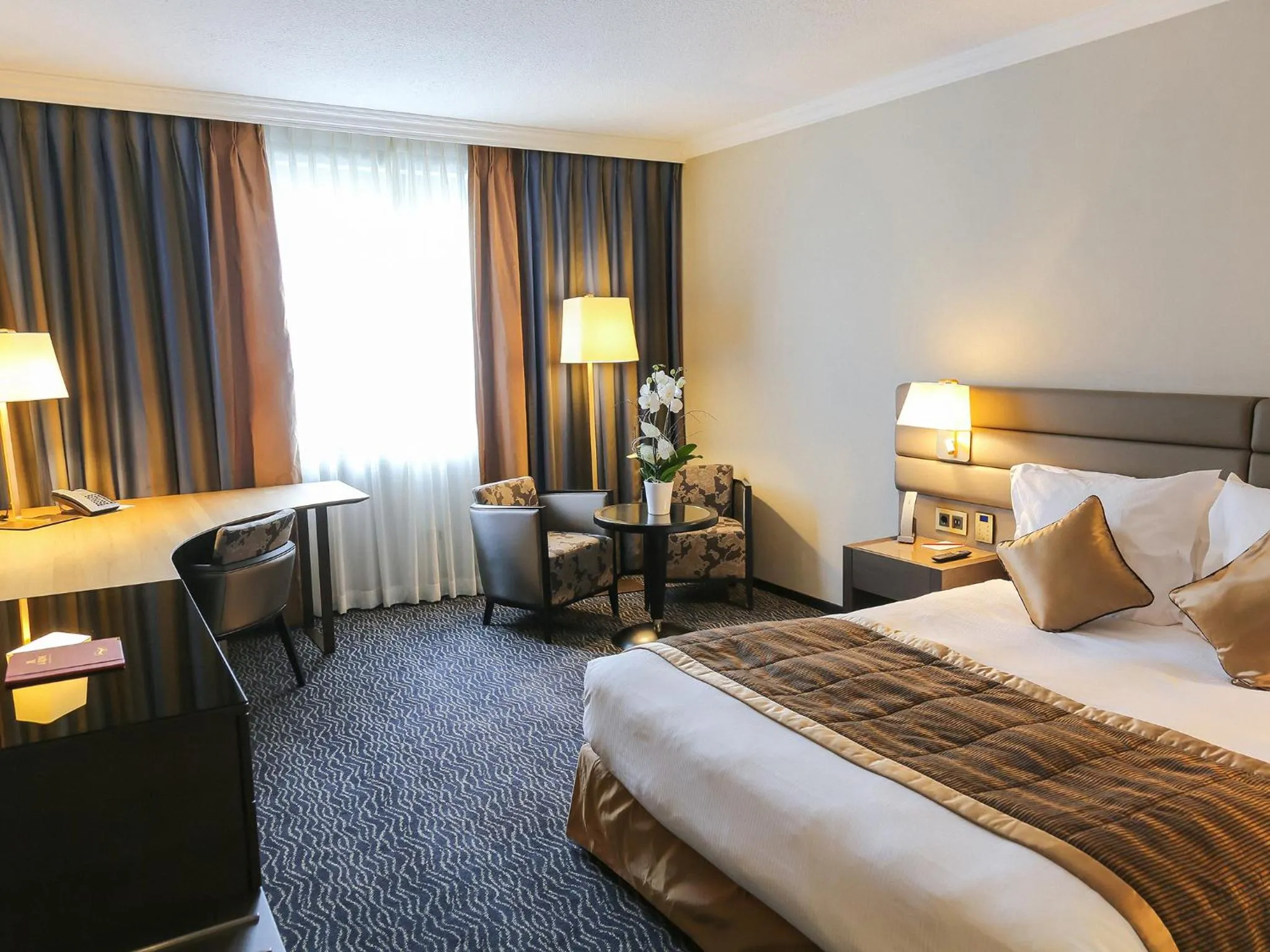 Day, Bed in Le Royal Hotels & Resorts Luxembourg