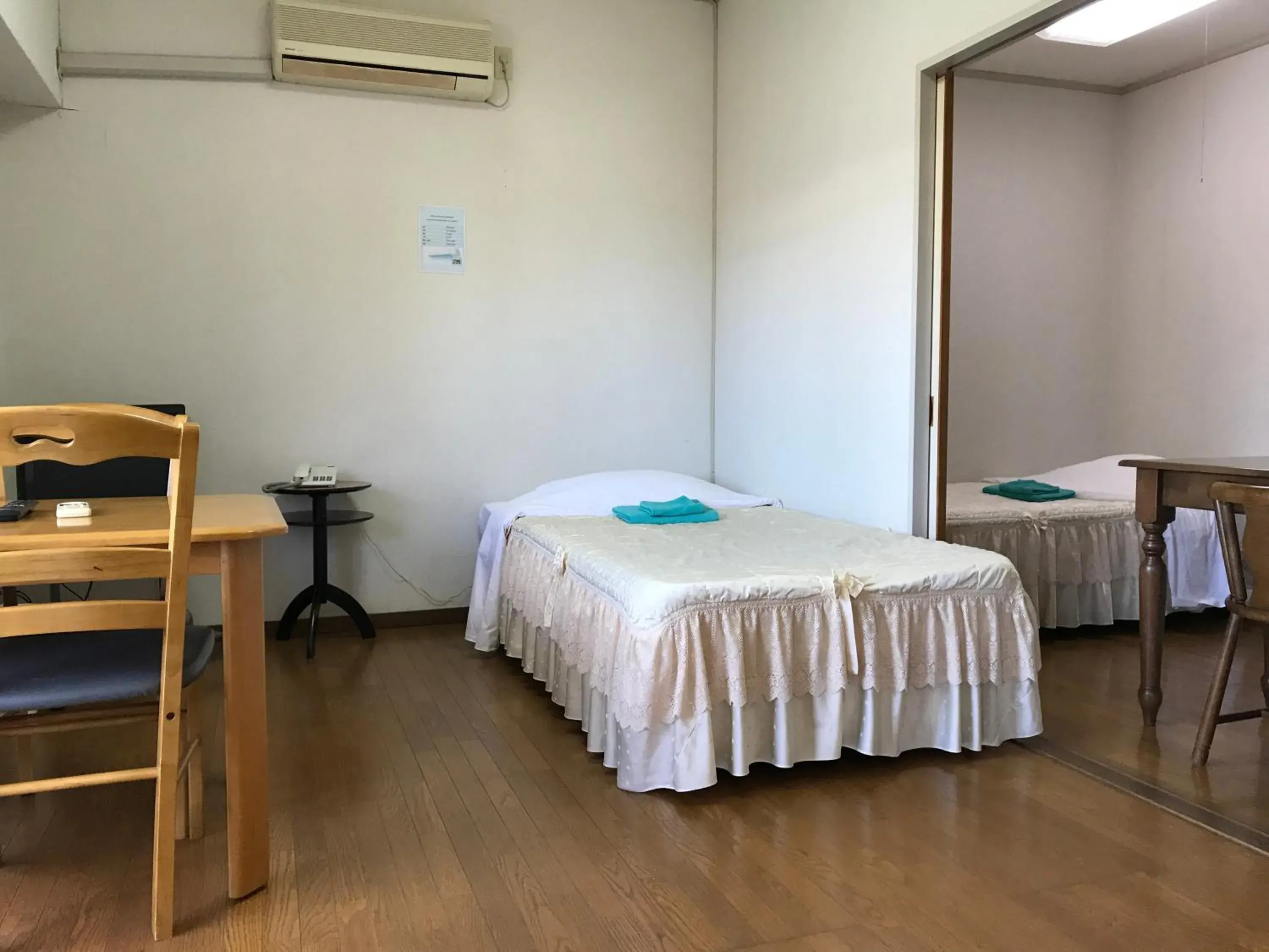 Living room, Bed in Weekly Harbourview Mansion Main Building Living room, Bed in Weekly Harbourview Mansion Main Building