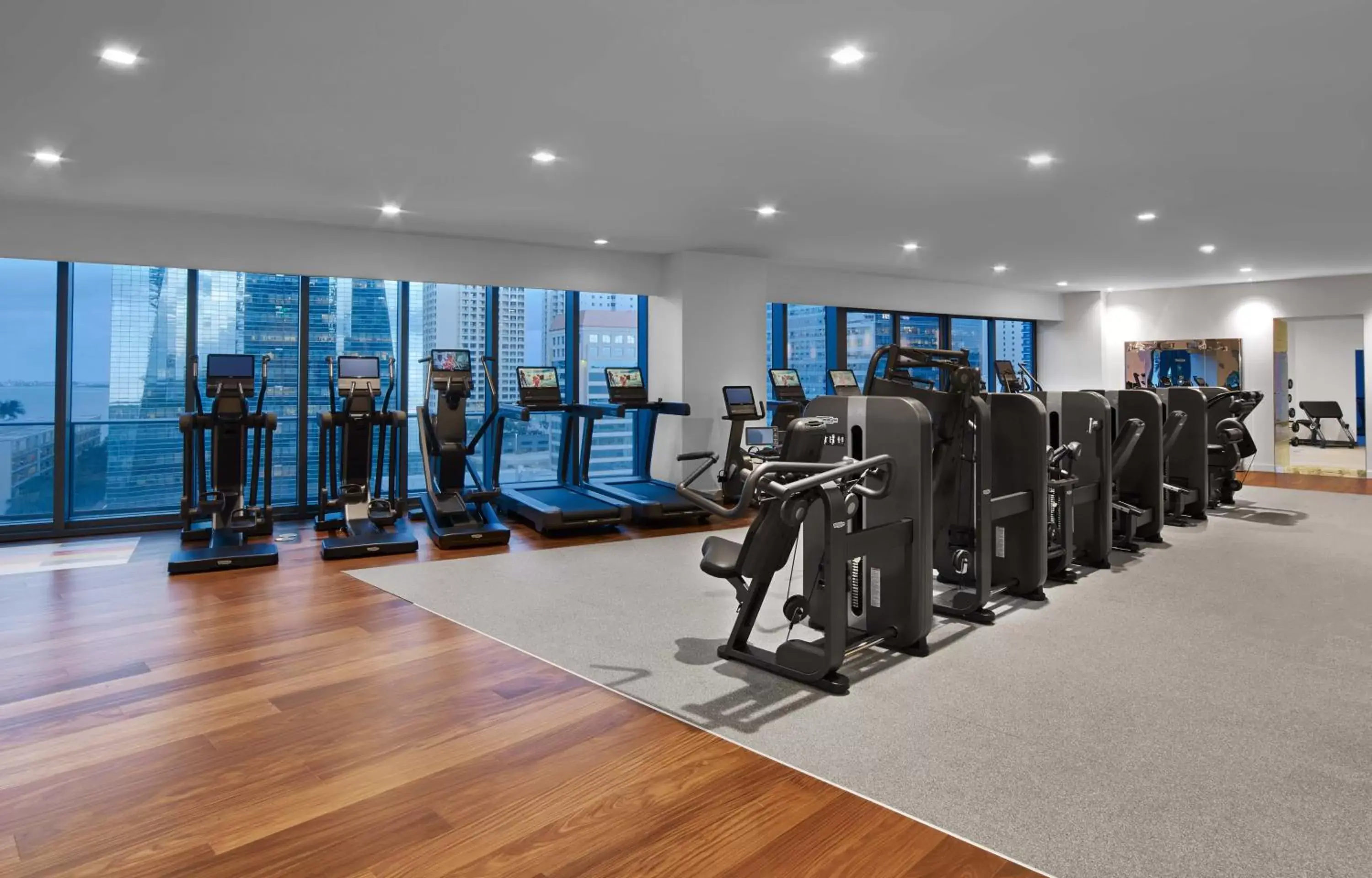 Fitness centre/facilities, Fitness Center/Facilities in SLS Brickell