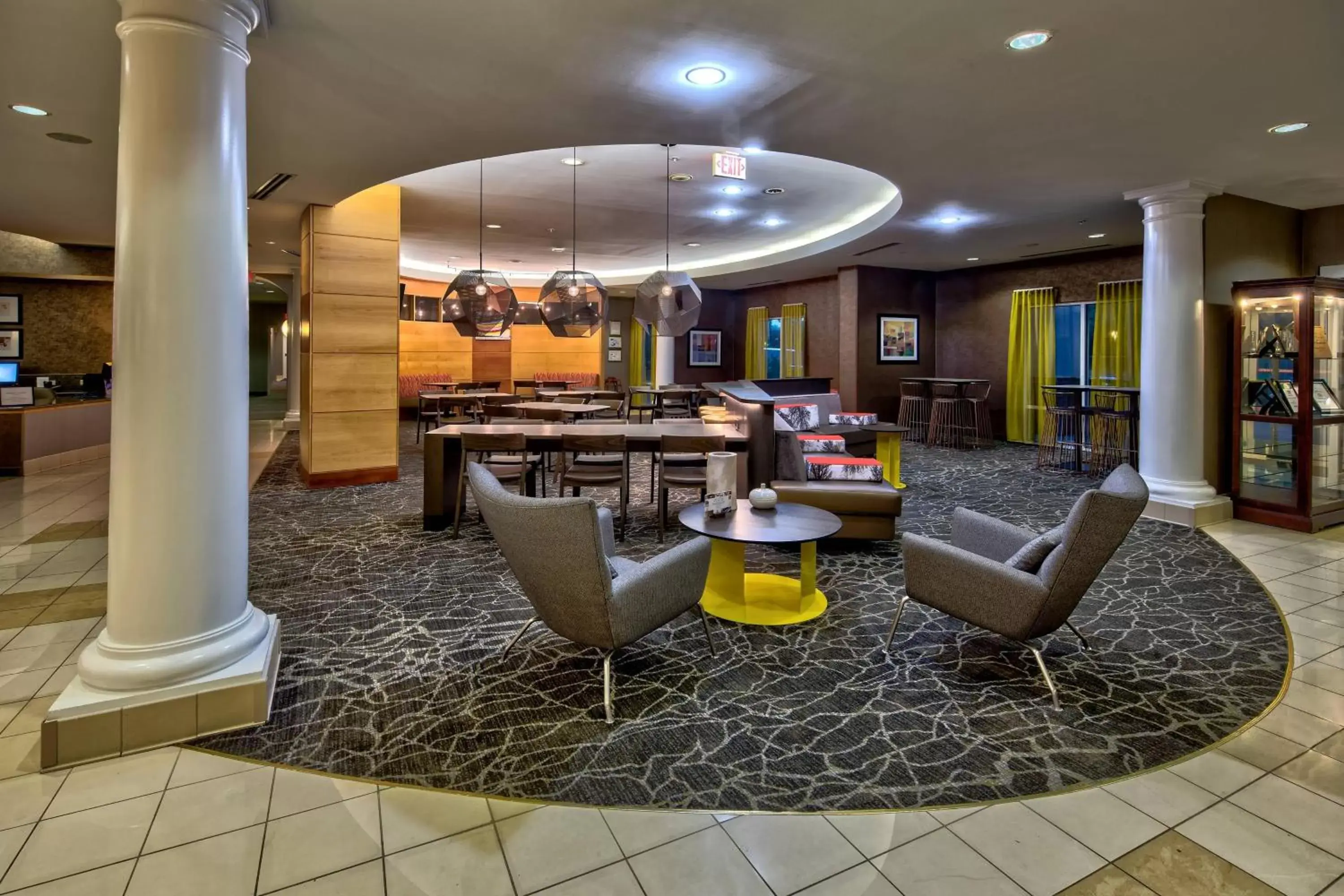 Lobby or reception, Lounge/Bar in SpringHill Suites by Marriott New Bern