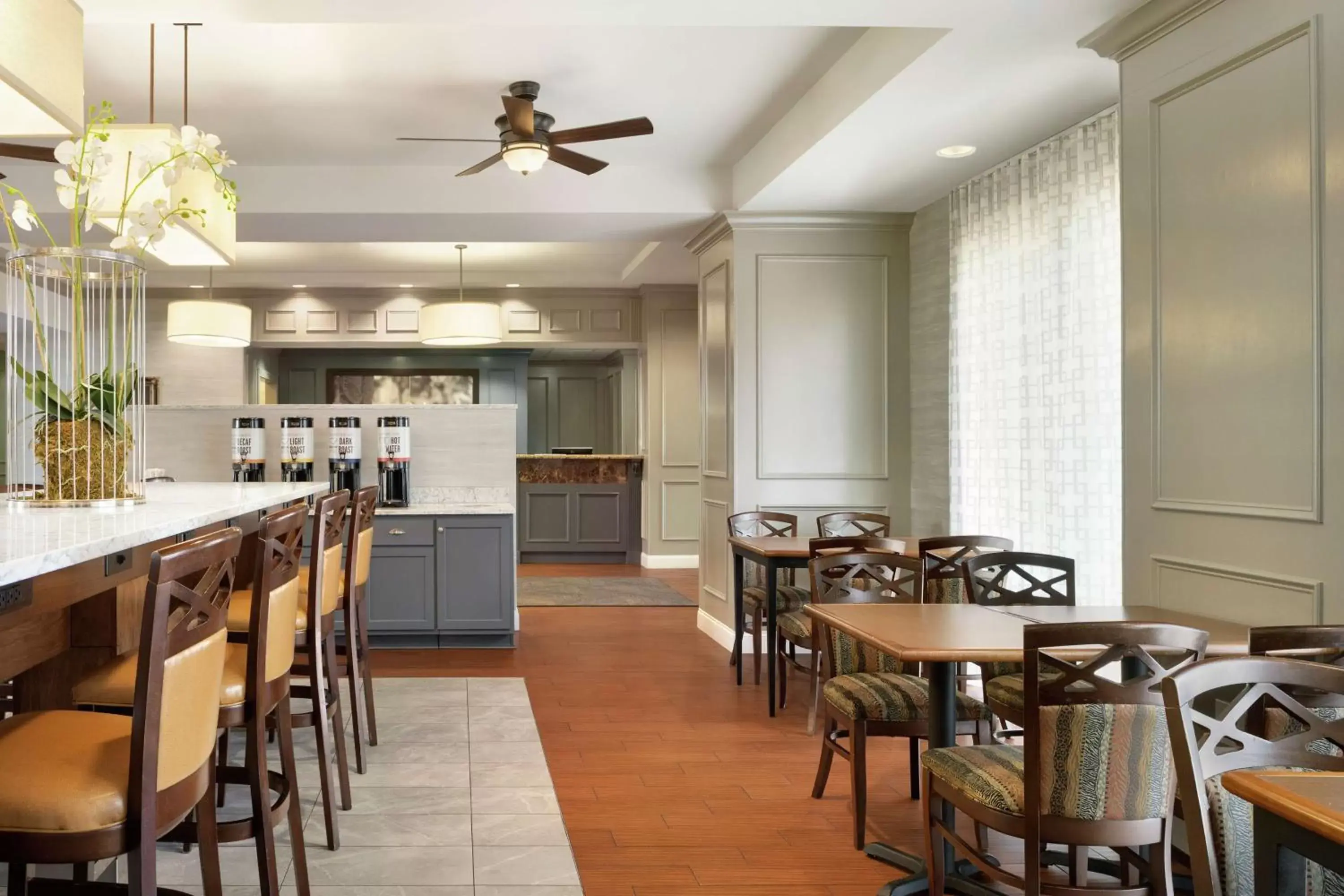Breakfast, Restaurant/Places to Eat in Hampton Inn & Suites Montgomery-EastChase