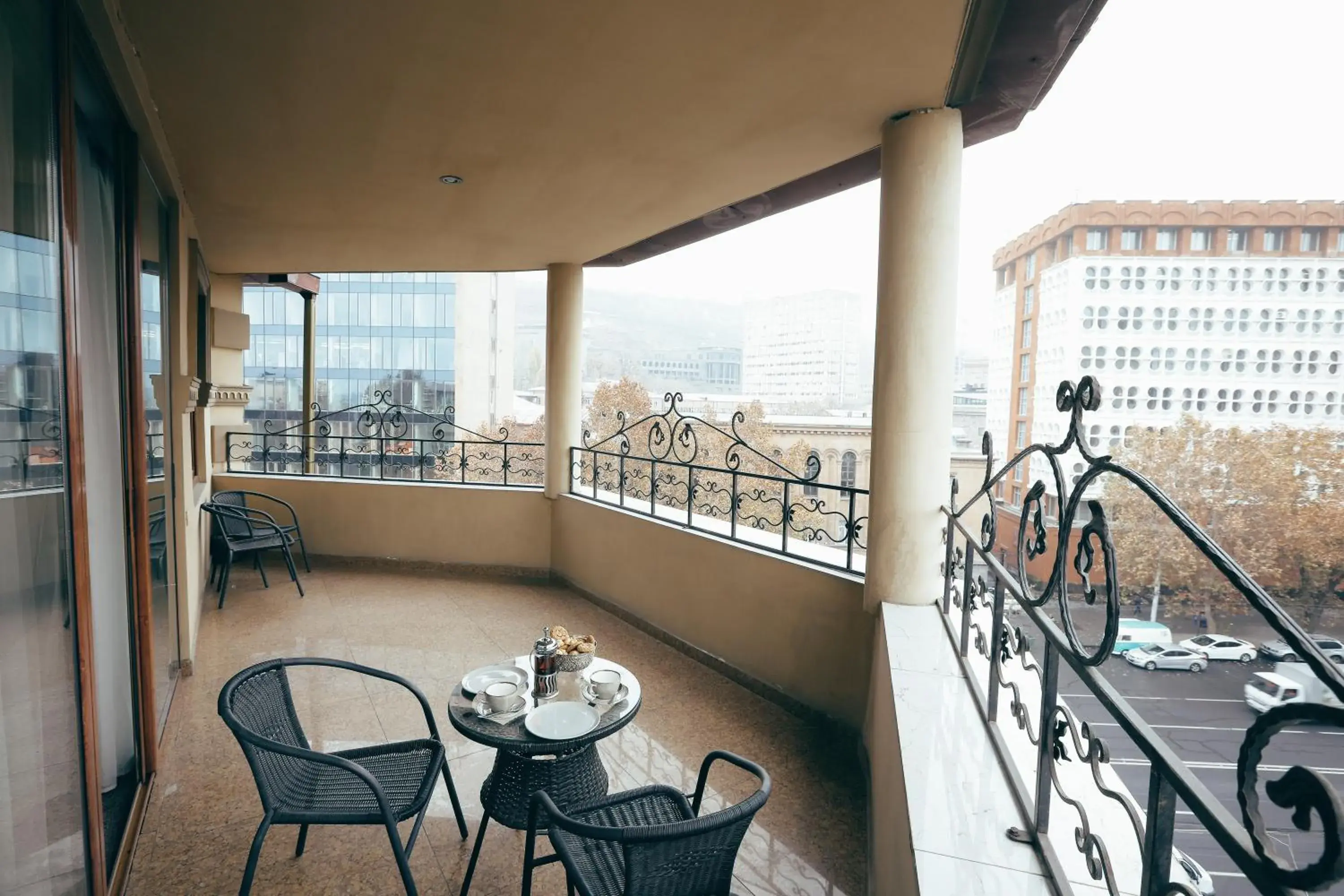 Balcony/Terrace in Imperial Palace Hotel