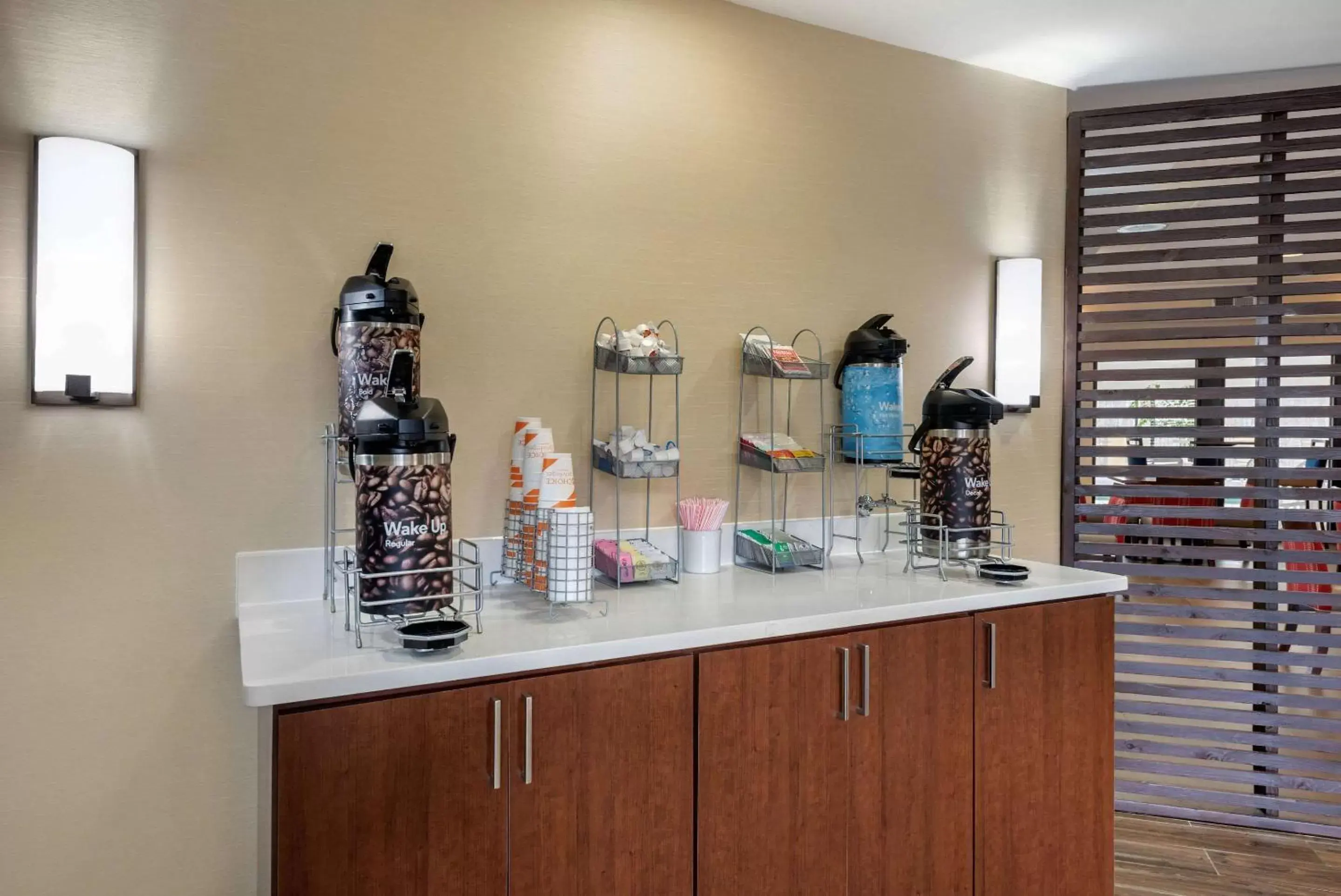Lobby or reception in Comfort Suites Lafayette University Area Lobby or reception in Comfort Suites Lafayette University Area