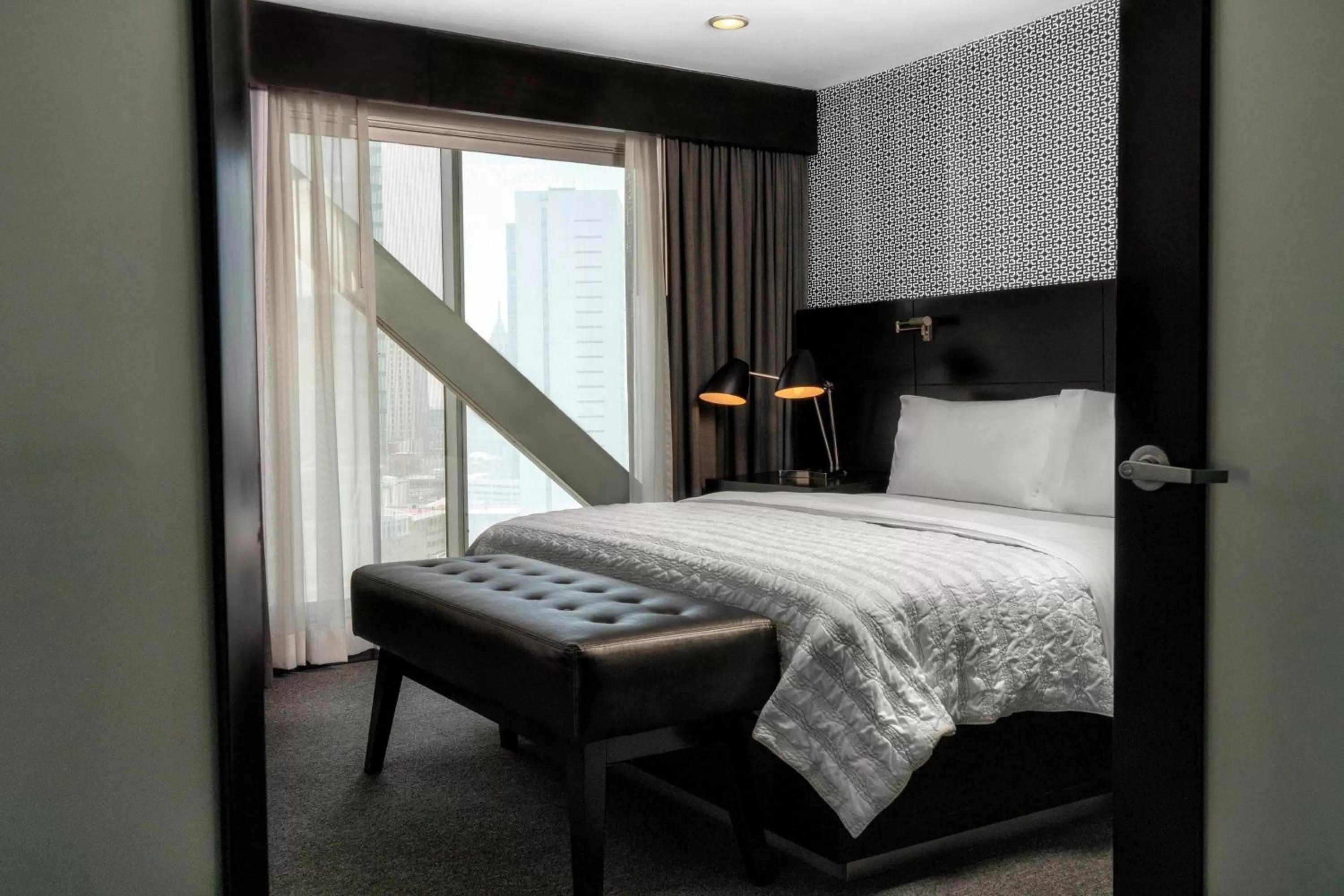 Bedroom, Bed in Le Méridien Mexico City Reforma