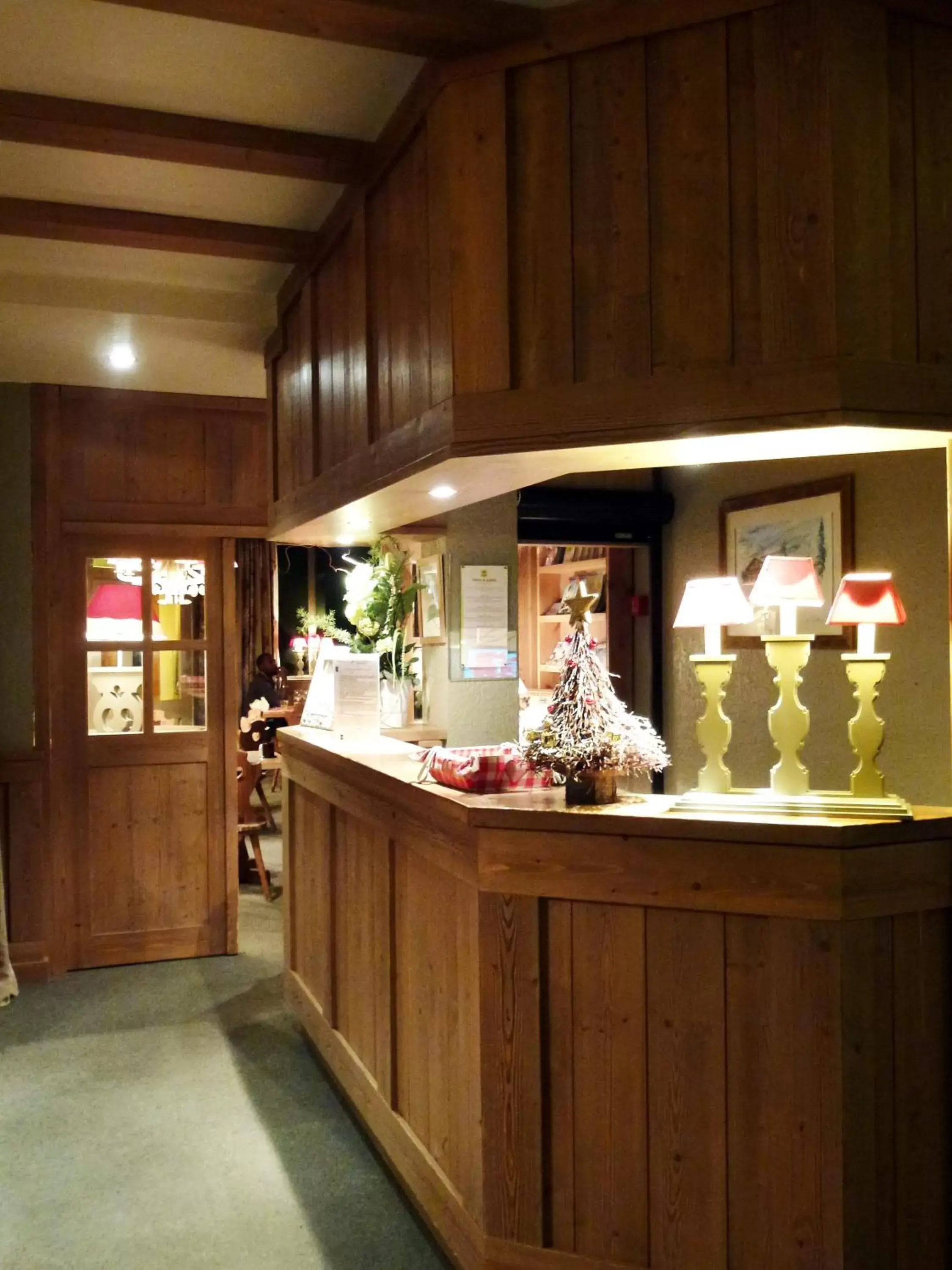 Lobby or reception in Hôtel Restaurant La Tourmaline