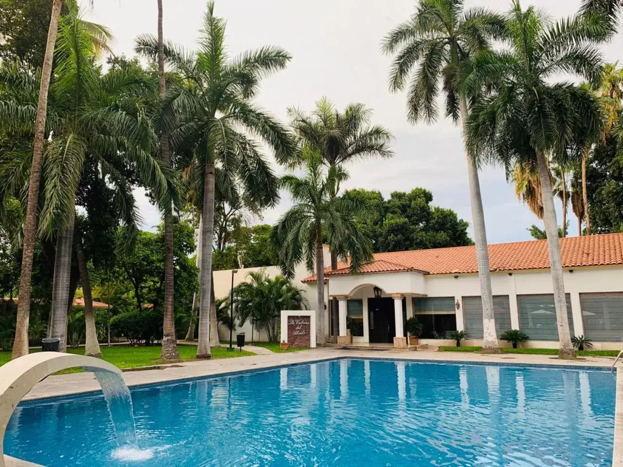 Swimming Pool in Hotel Los Tres Rios