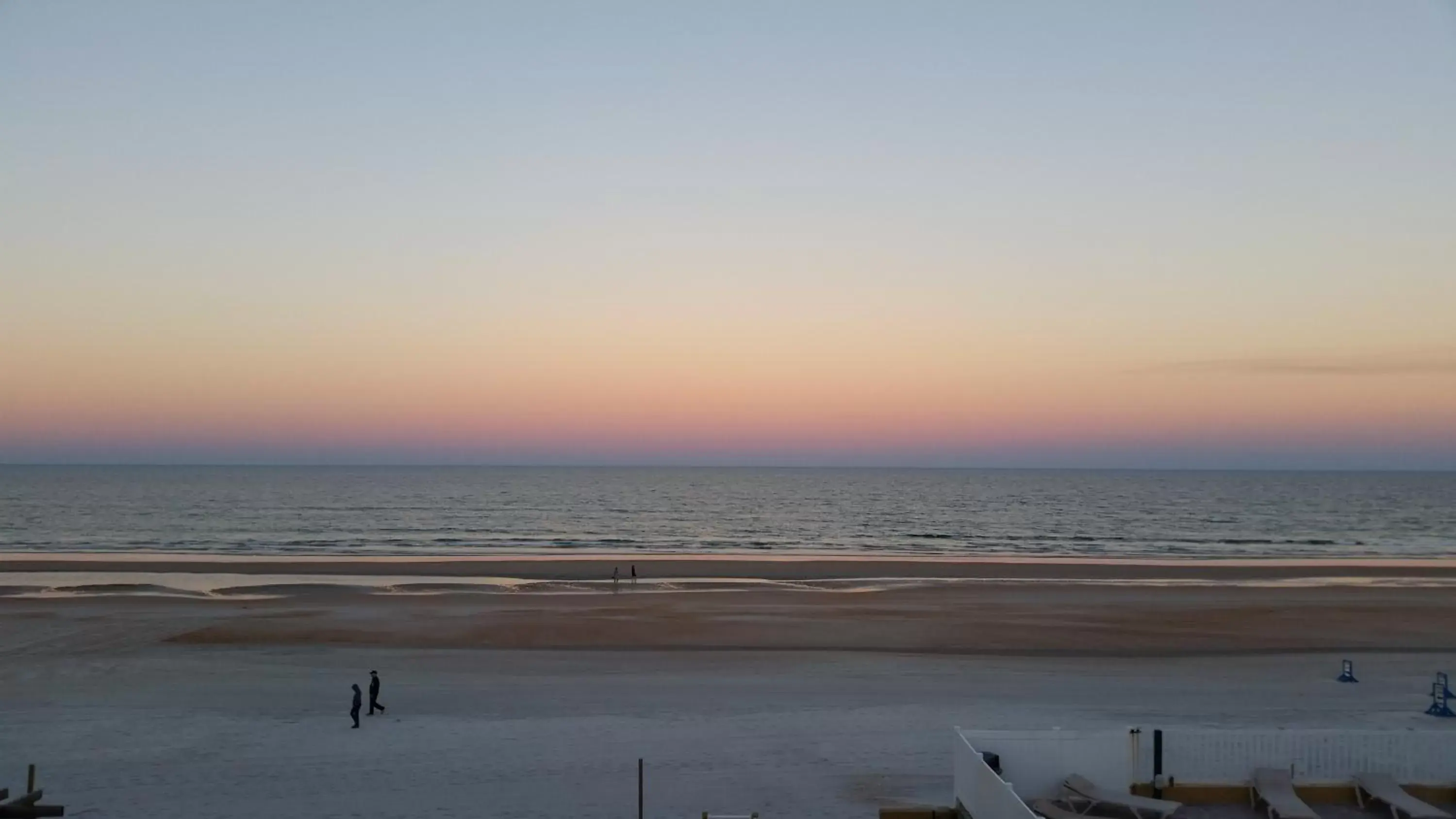 Natural landscape, Sunrise/Sunset in Driftwood Beach Motel