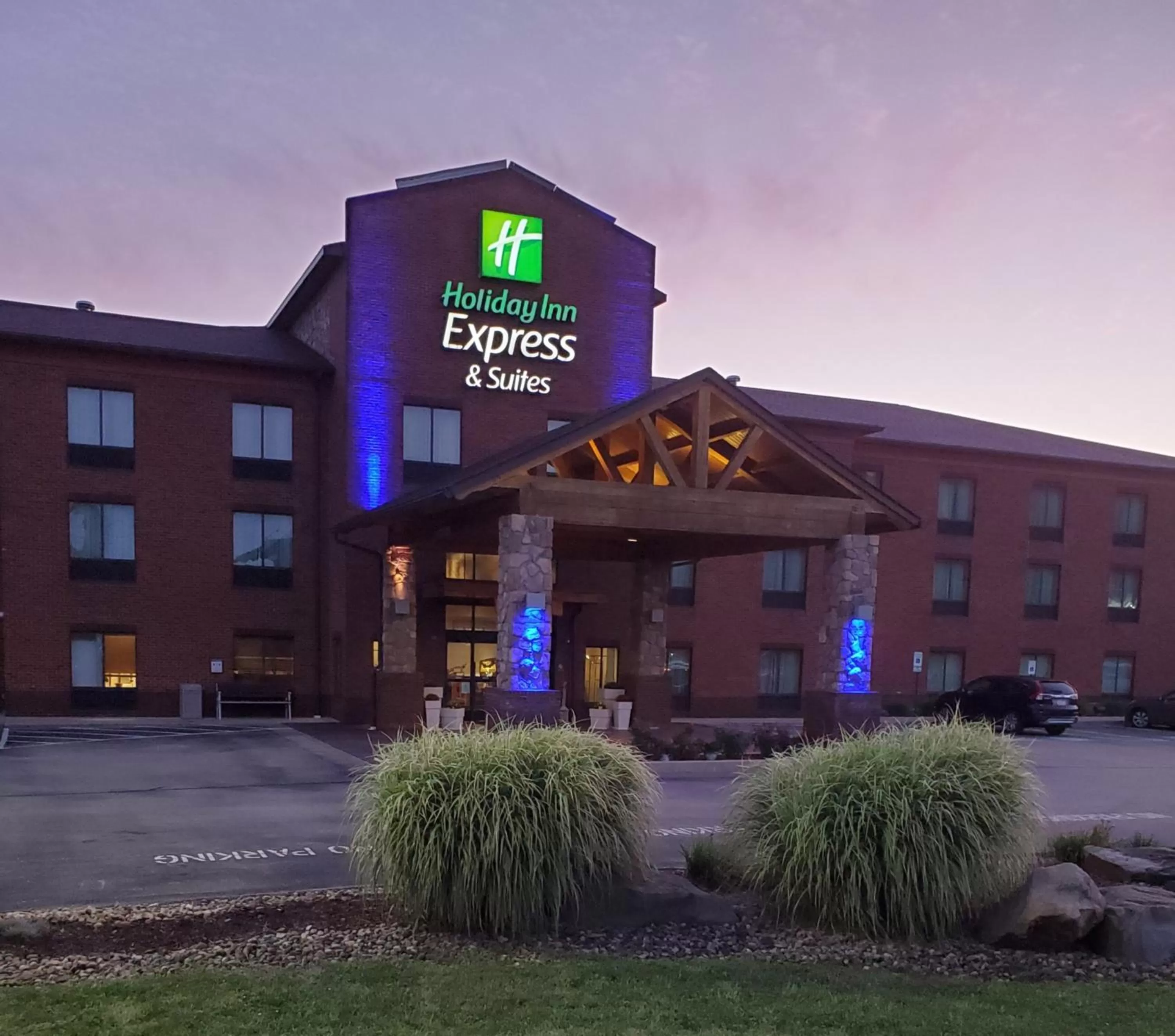 Property building in Holiday Inn Express & Suites Donegal by IHG