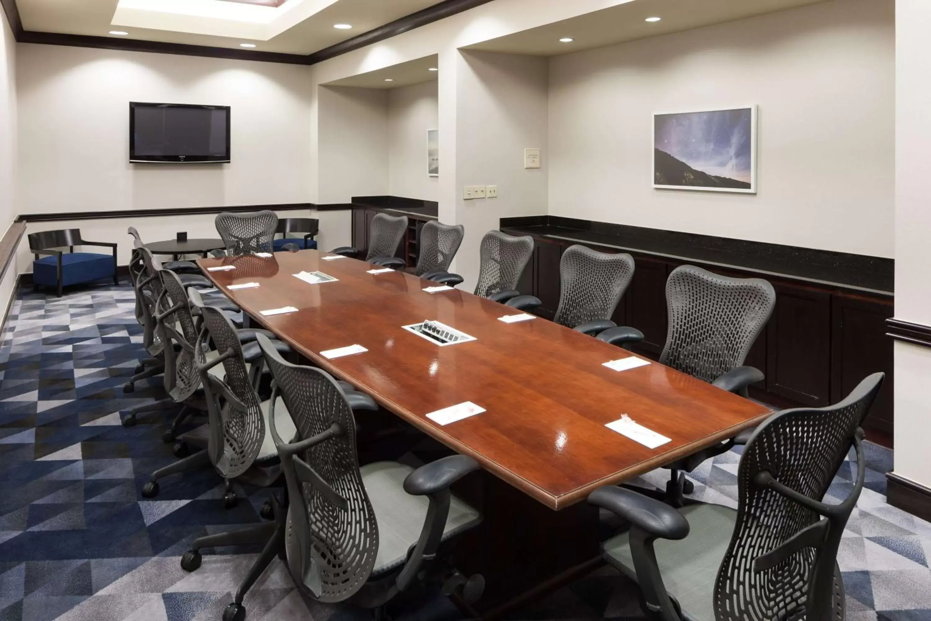 Meeting/conference room in Embassy Suites by Hilton Tampa Brandon