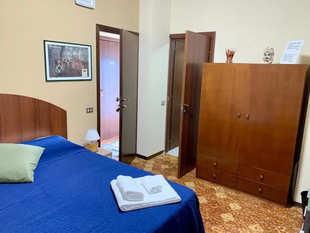 Photo of the whole room, Bed in b&b Casa di Antonio_Etna Vacanze
